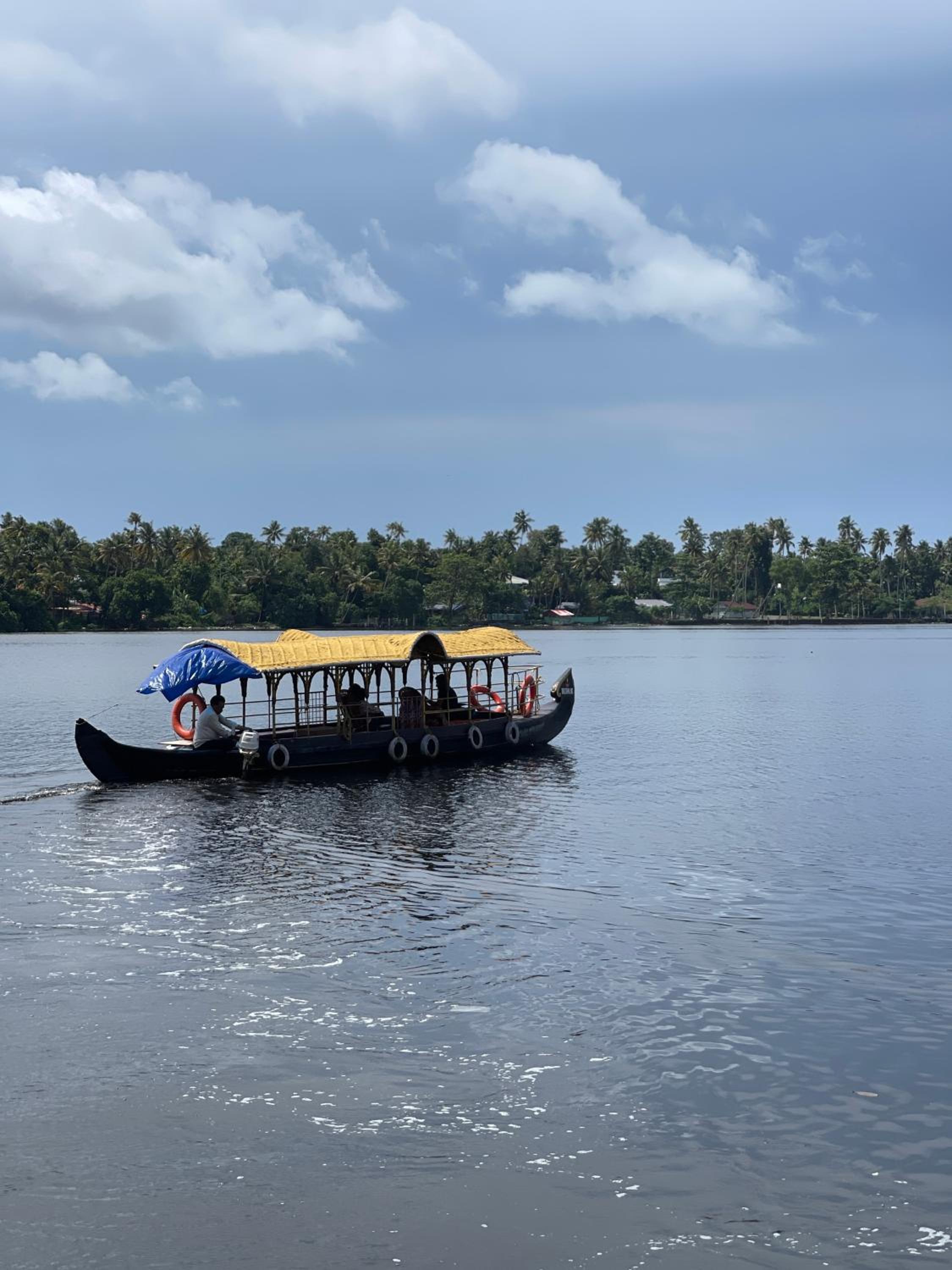 AshtamudiVillas