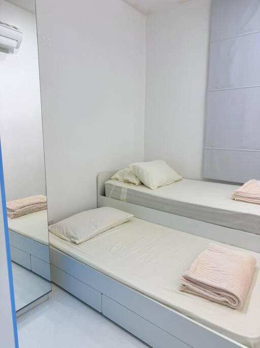 EMPORIUM,DELOFT KUCHING 2R,3Beds,1Bath,4Pax photo 6