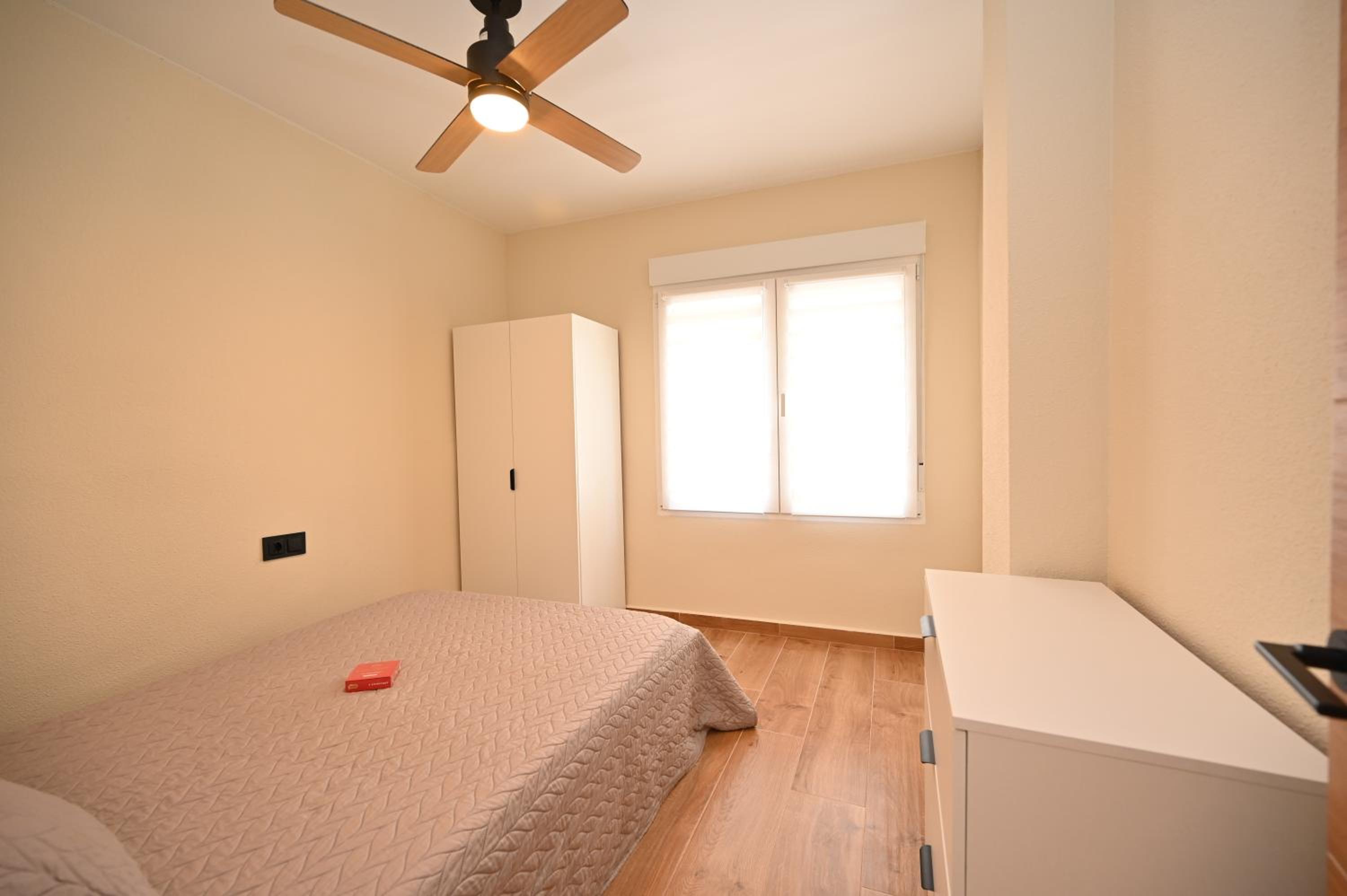 Golden-Apartment photo 3