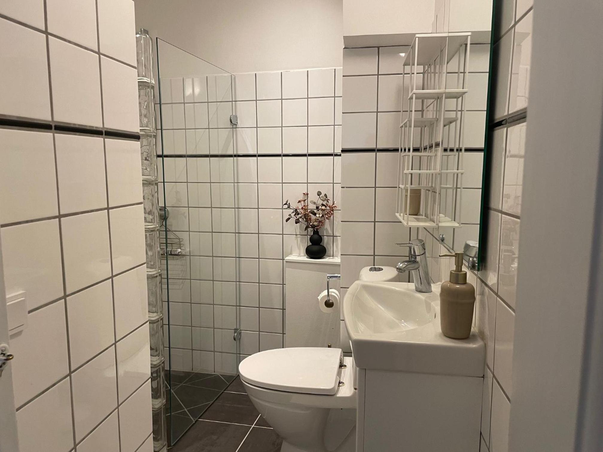 Elegant Apartment with Prime Location in Østerbro