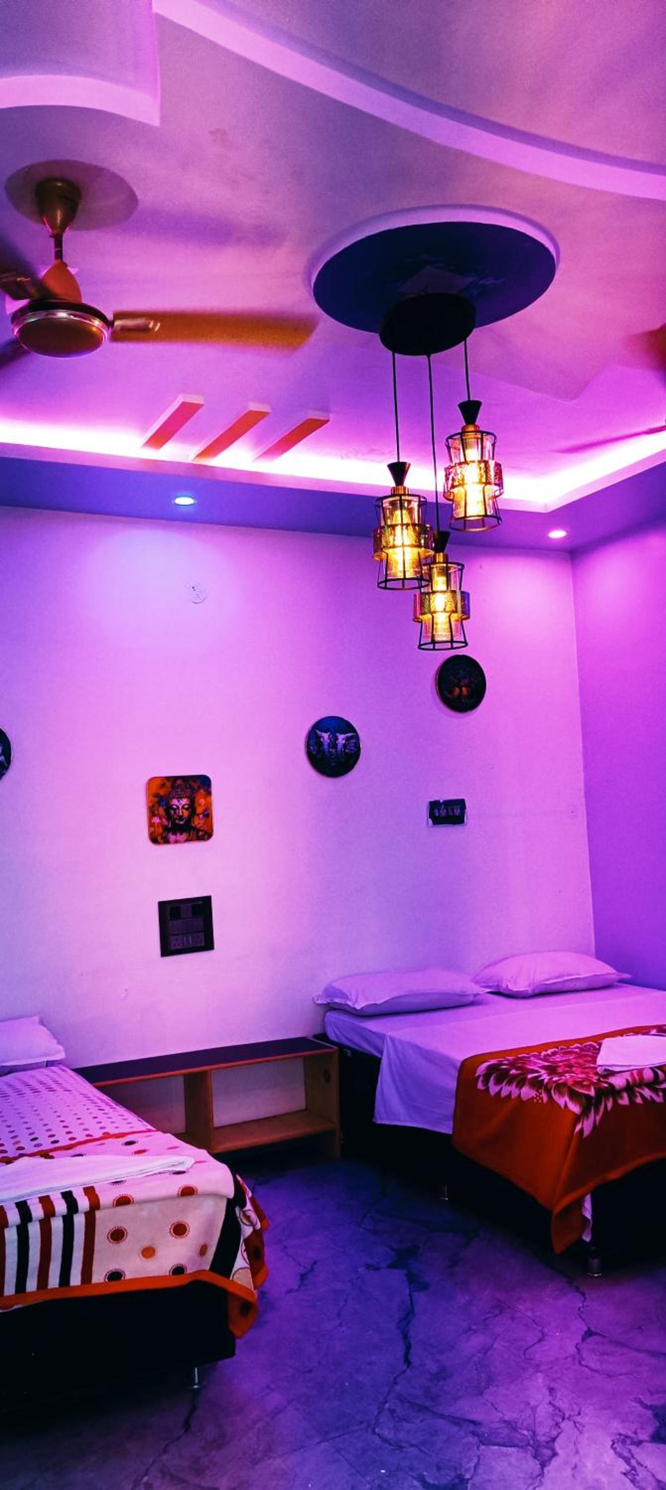 Mariette Roshni Homestay Hampi