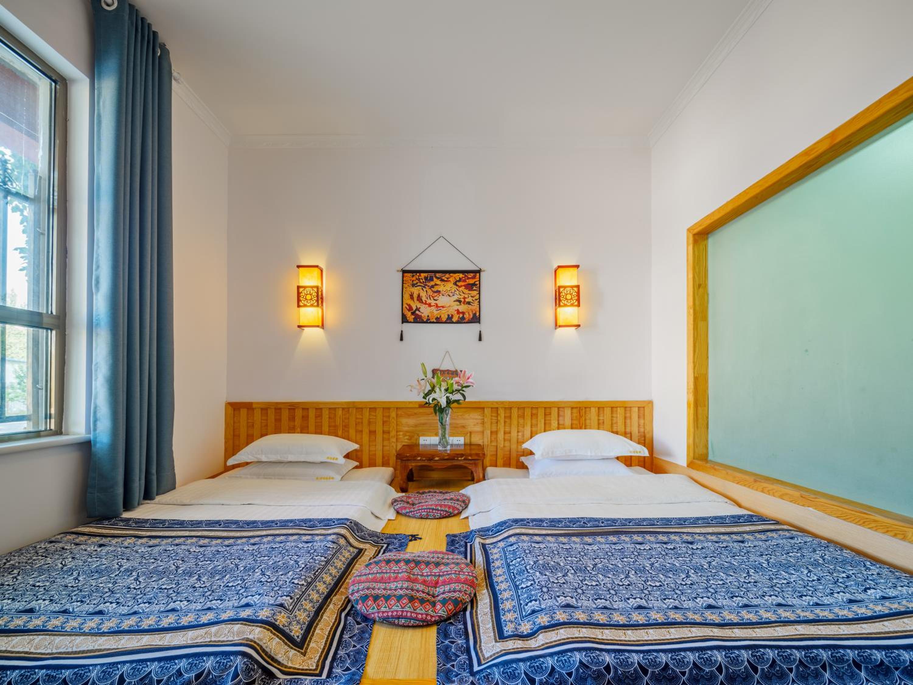 Dunhuang Hu Yang Inn