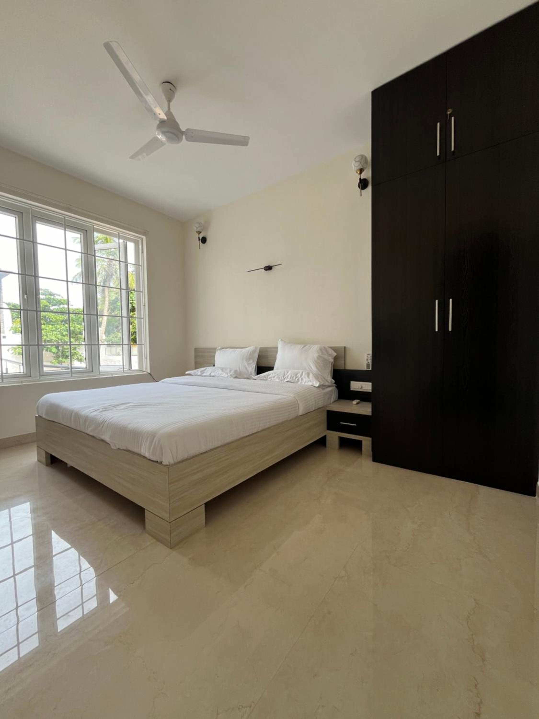 ecrlondonvilla