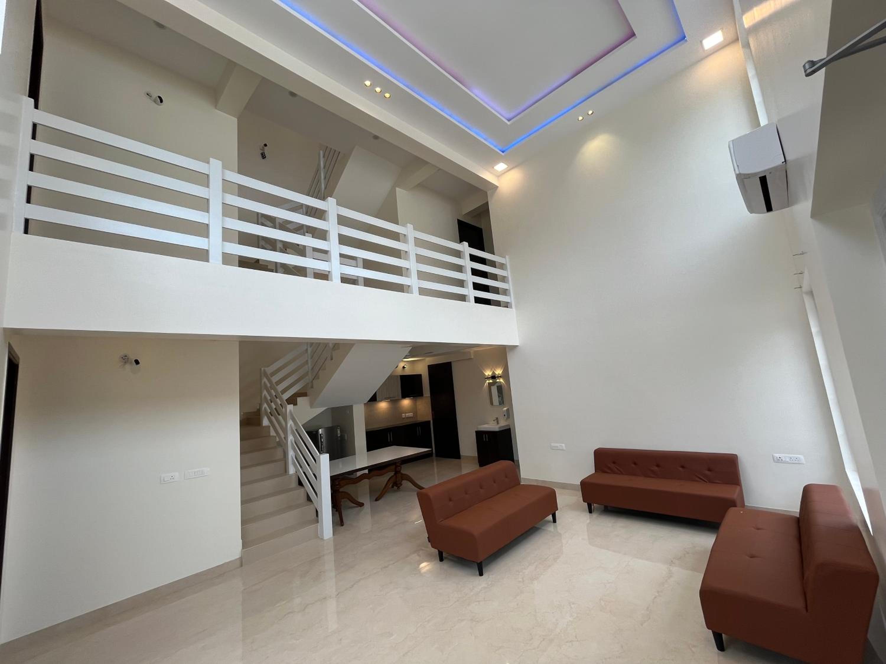 ecrlondonvilla
