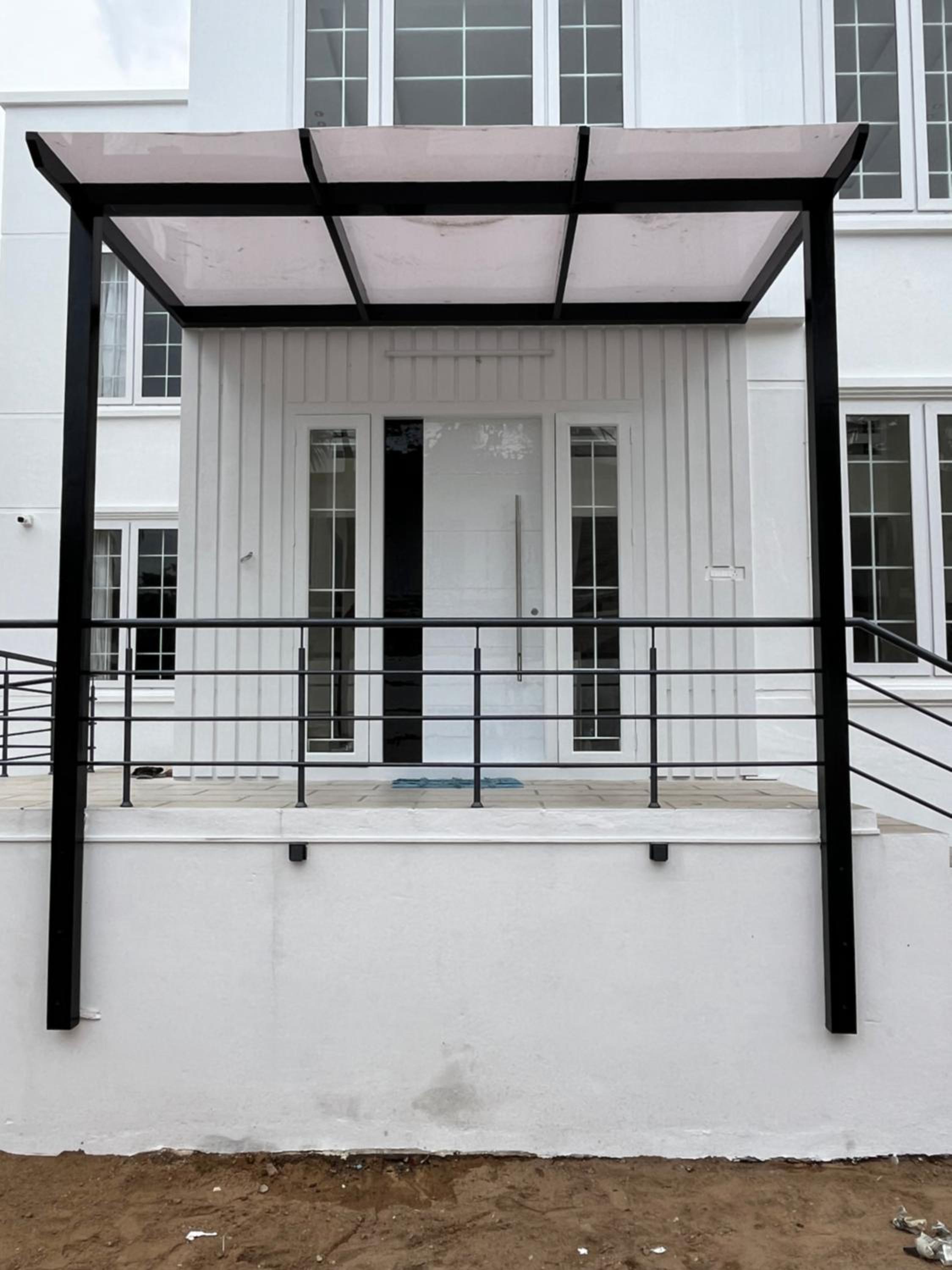 ecrlondonvilla