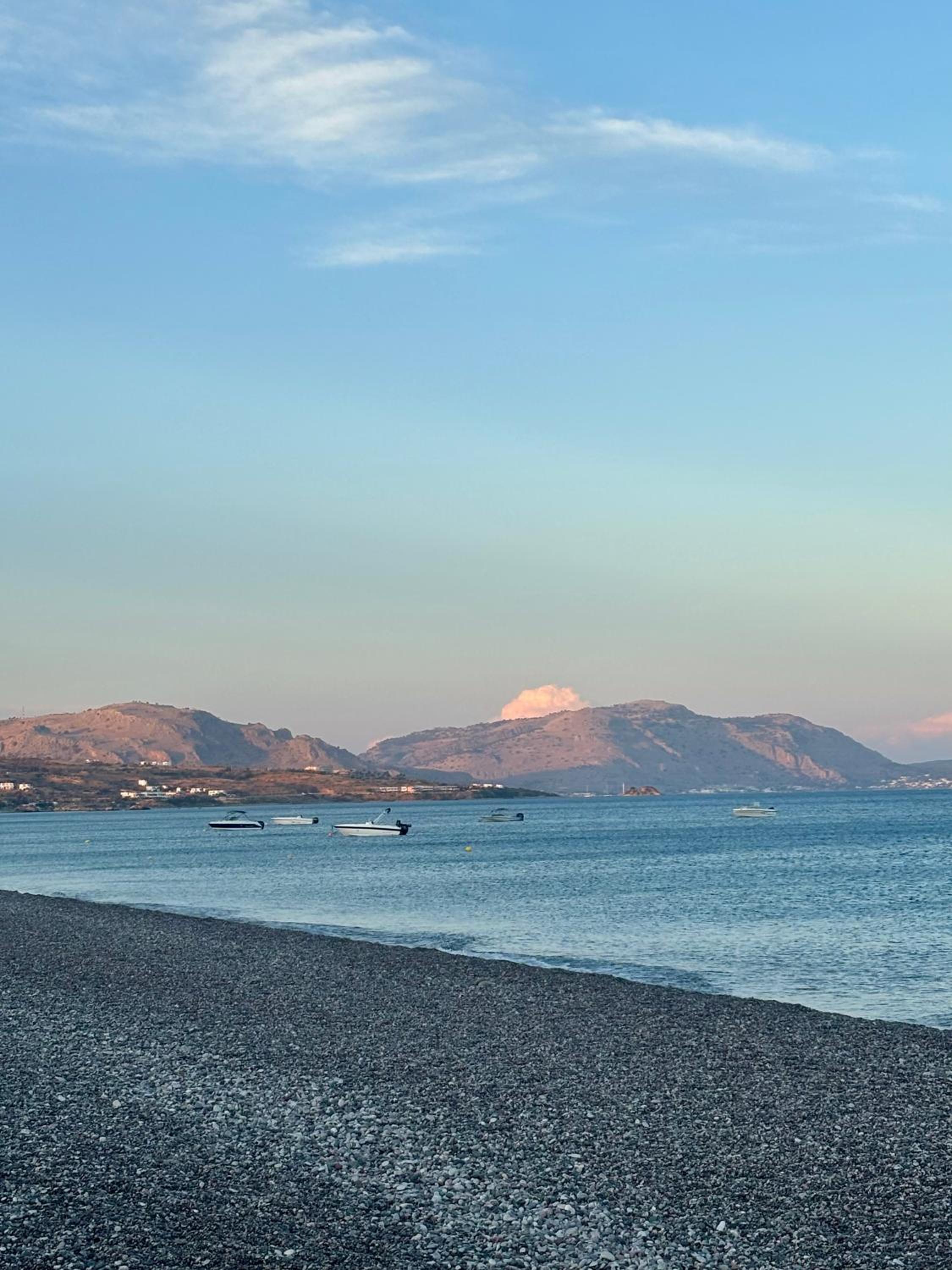 Gennadi Villa Mare 300m from the Beach view 3