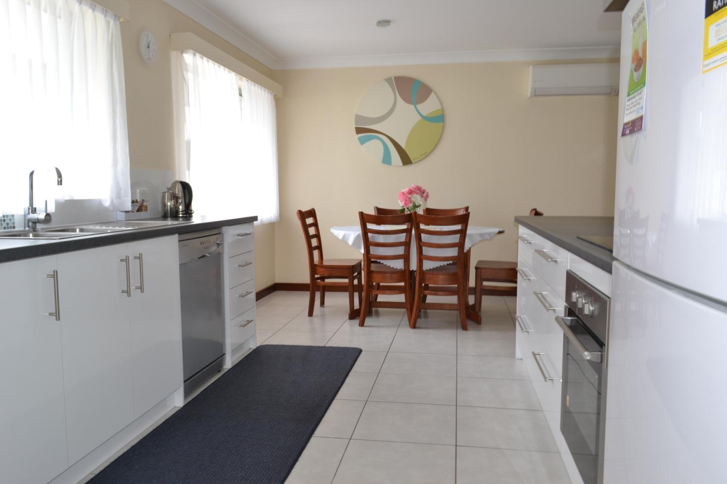 Dolphin Lodge Albany - Self Contained Apartments at Middleton Beach