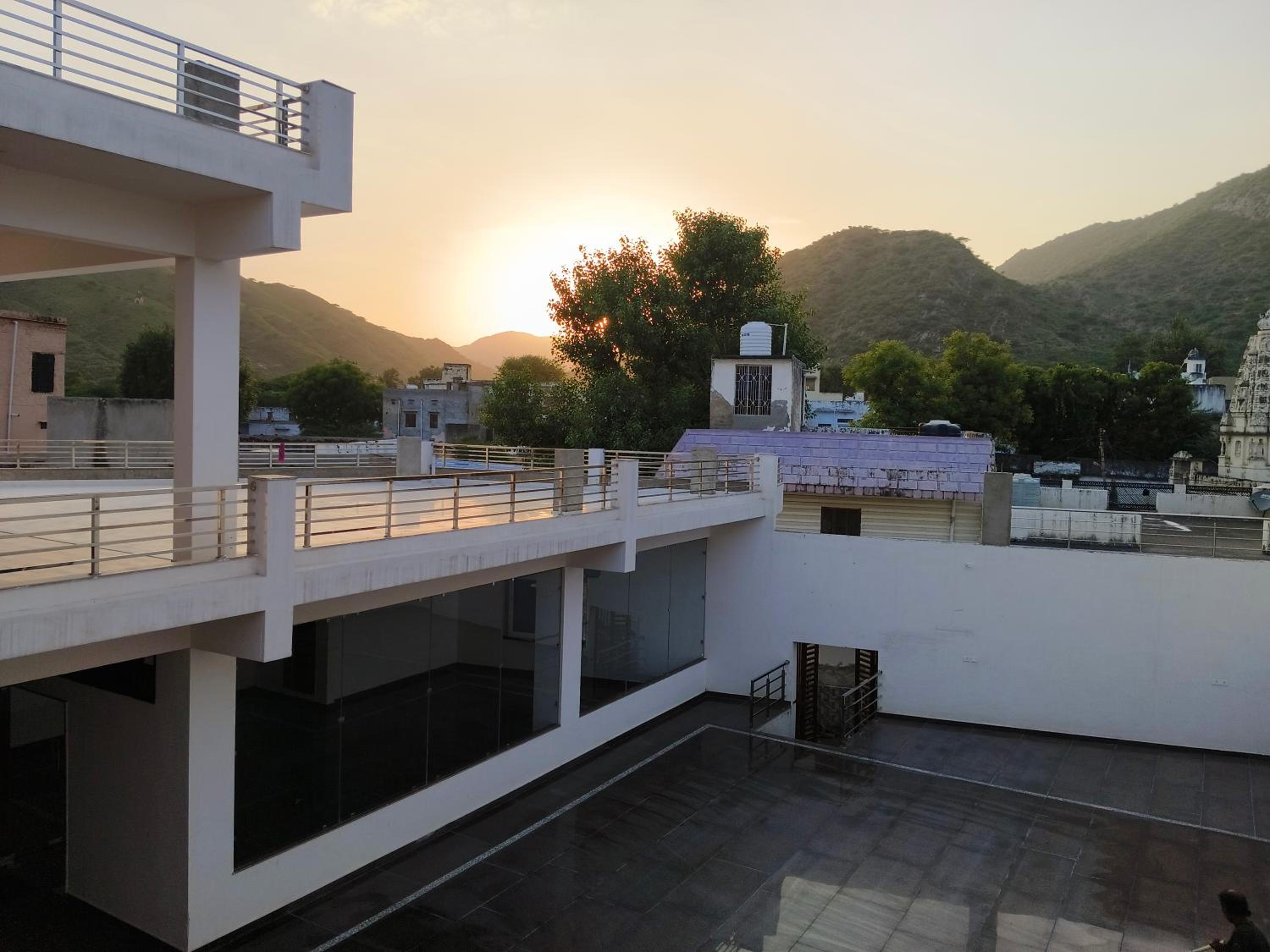 MAA SARUND MARRIAGE HOME AND GUEST HOUSE Dabla ROAD PATAN