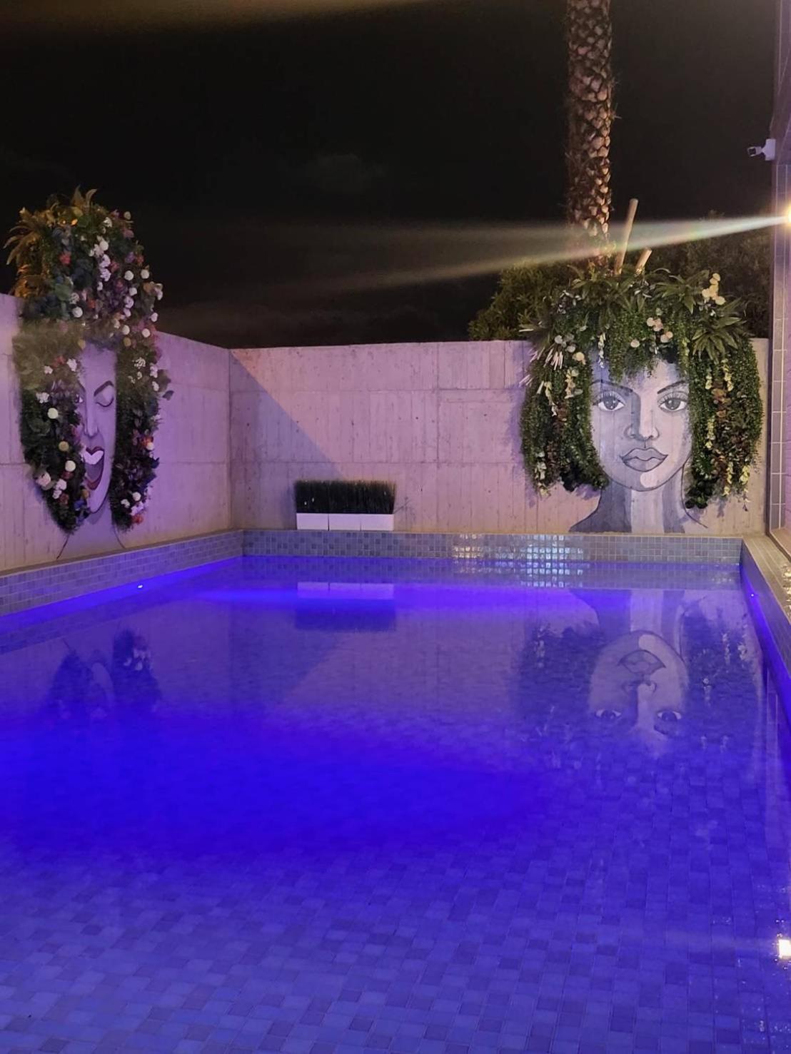 Villa Ten - Veg out view 4