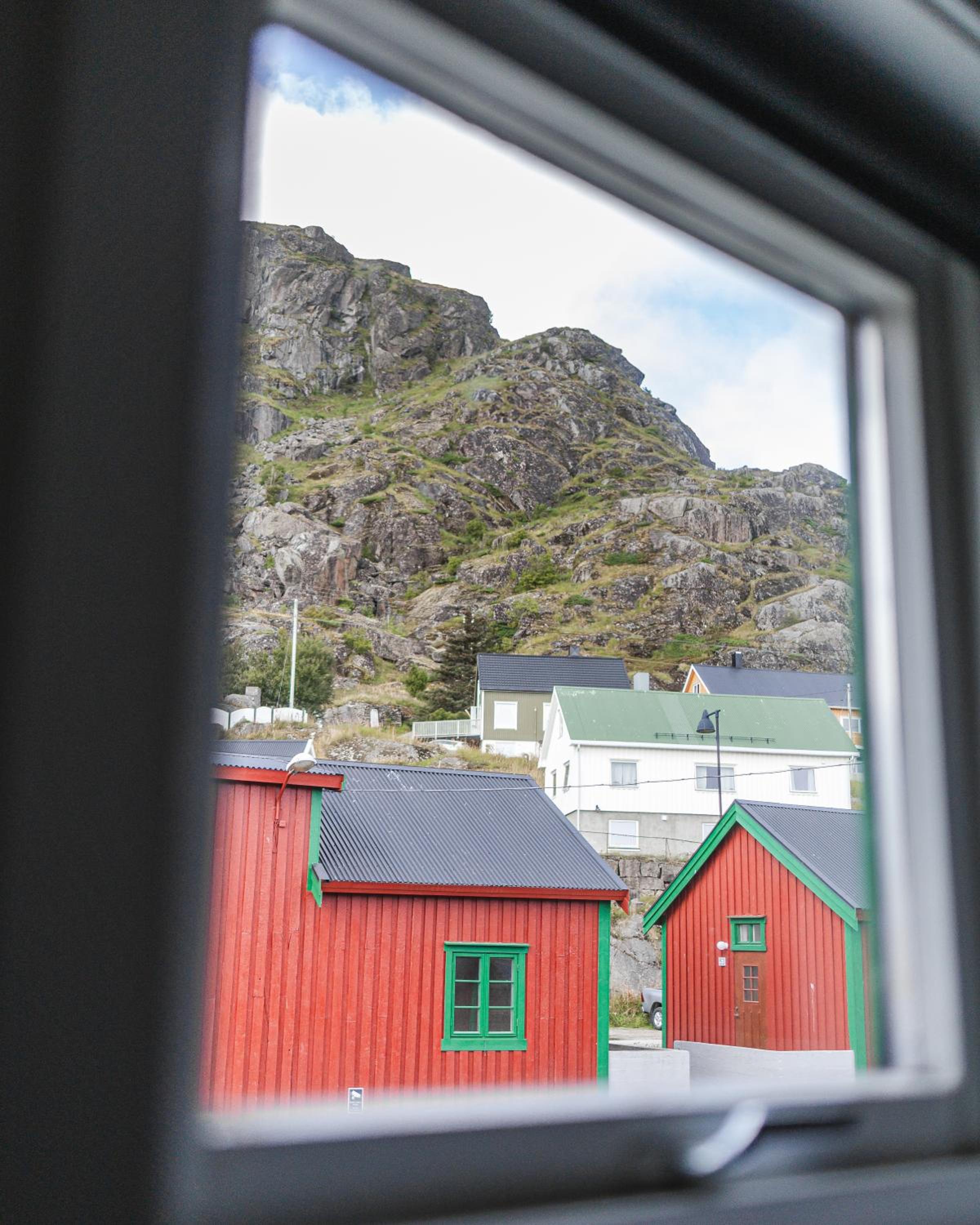 Live Lofoten Fishermen's Cabins