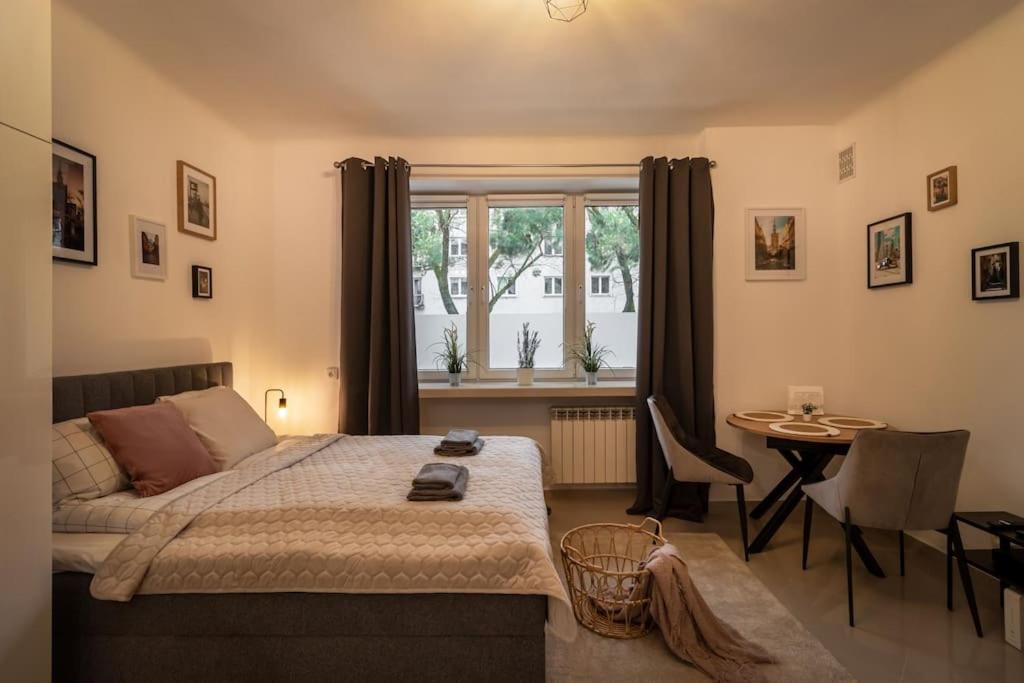 Urban Chic - Studio Apartment - City Center&Orla
