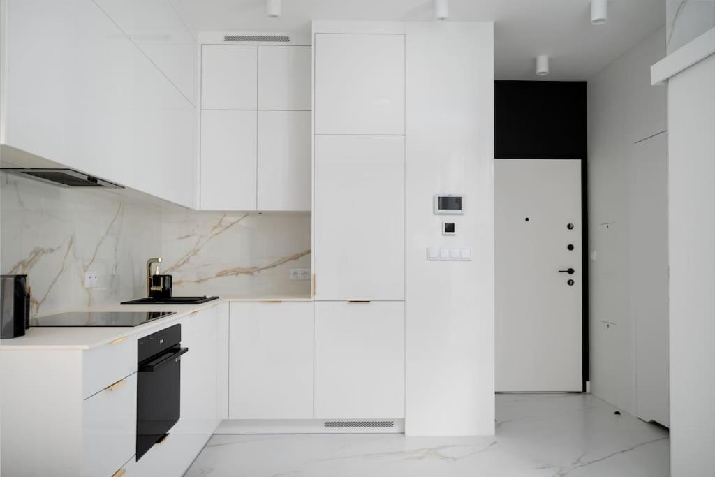 Urban Chic - Grzybowska 37 - Luxury Warsaw Stays