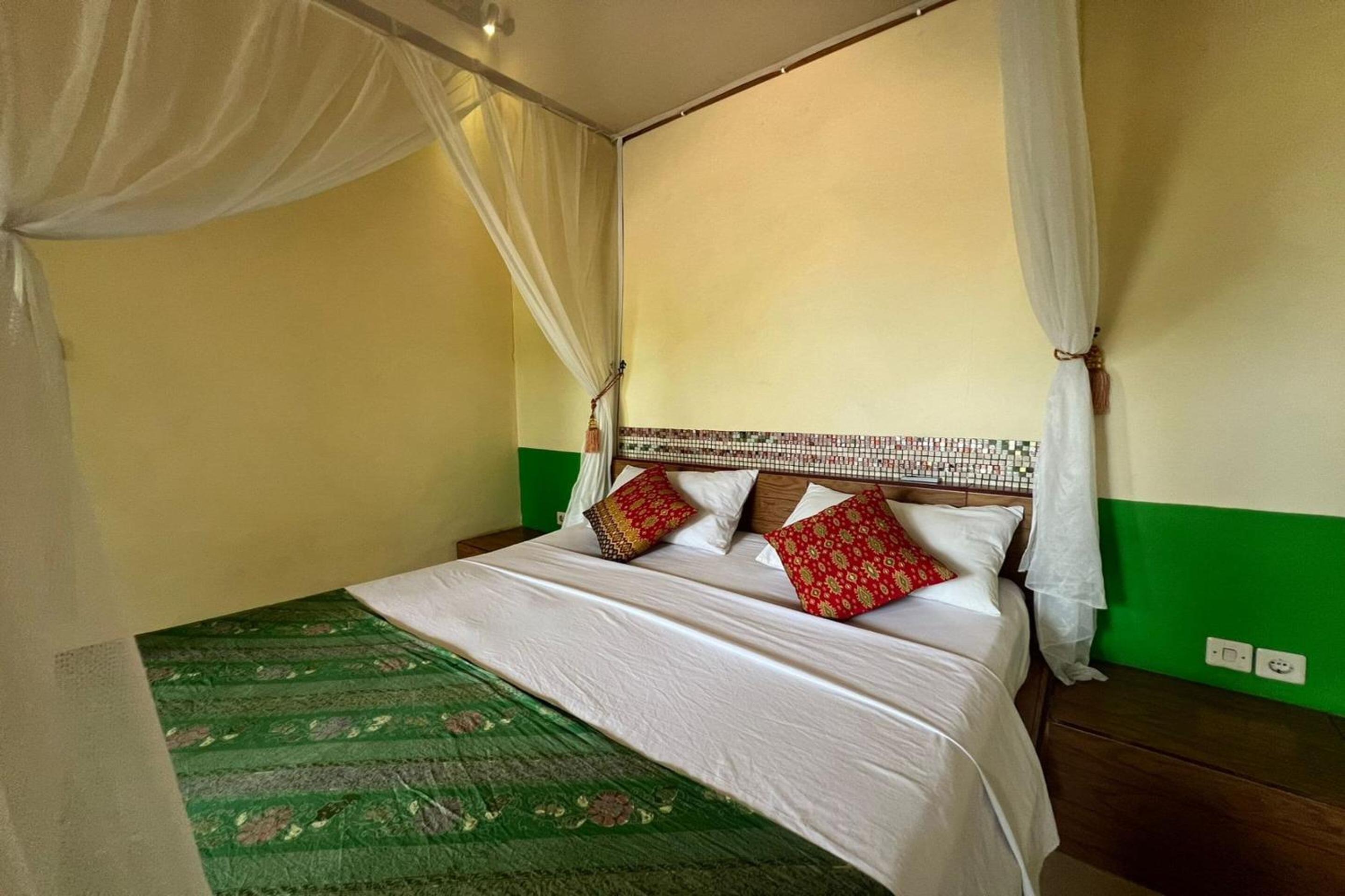 Capital O 94226 Kubu Mesari