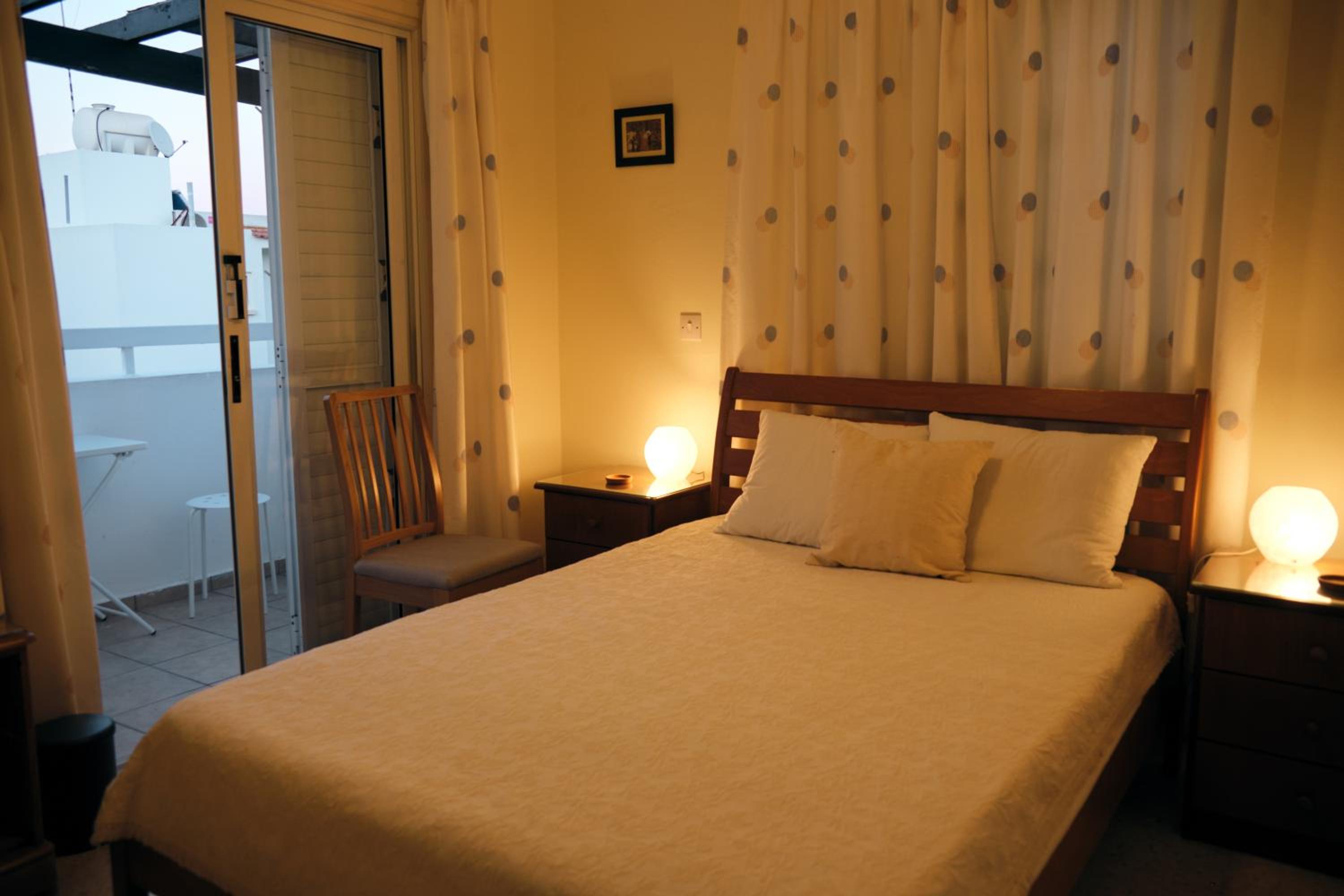 Soleil Residence - Charming 2BR Holiday House with Garden at Protaras - Konnos Area