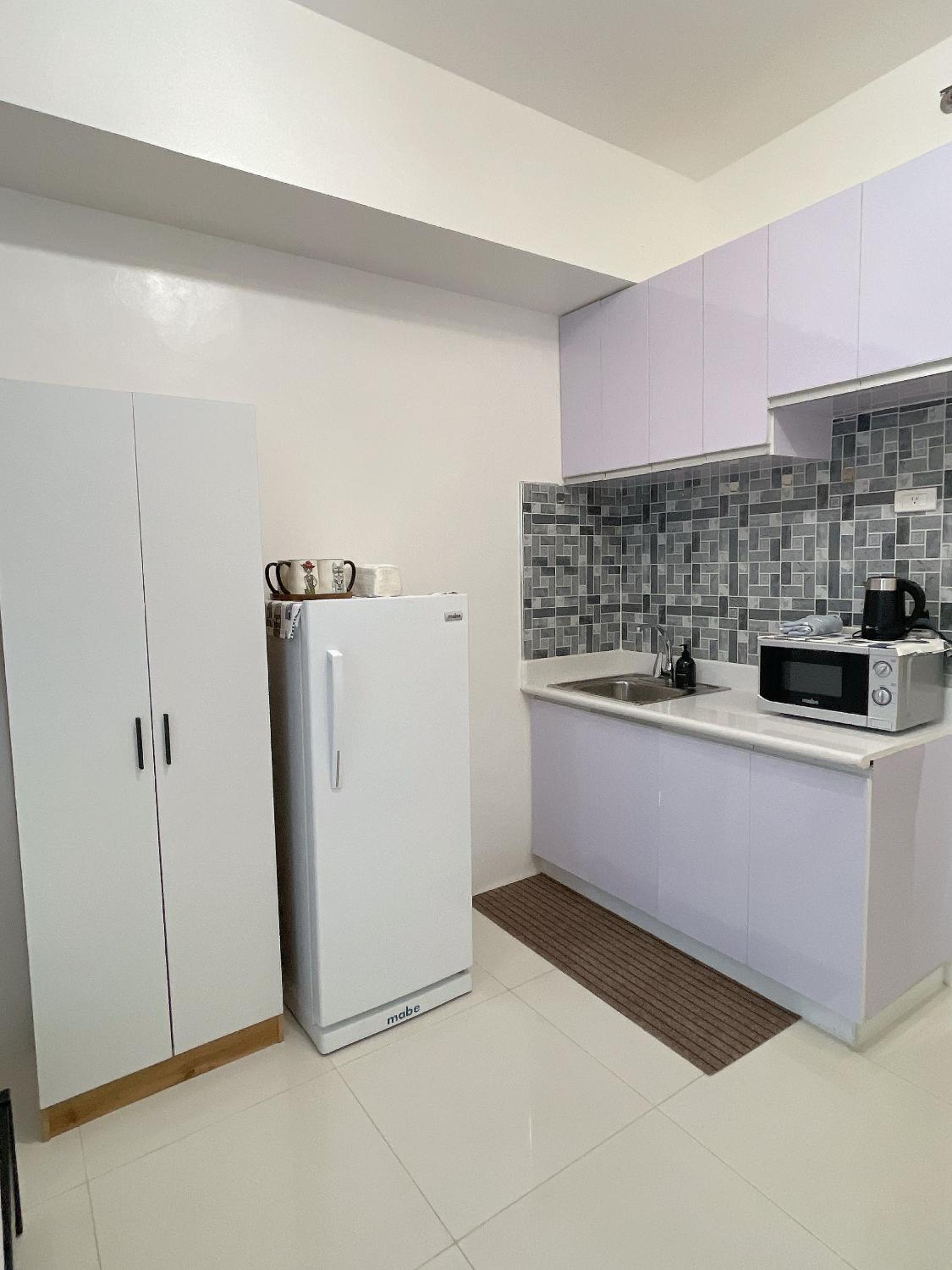 Serene Condo Unit in Front of US Embassy view 2