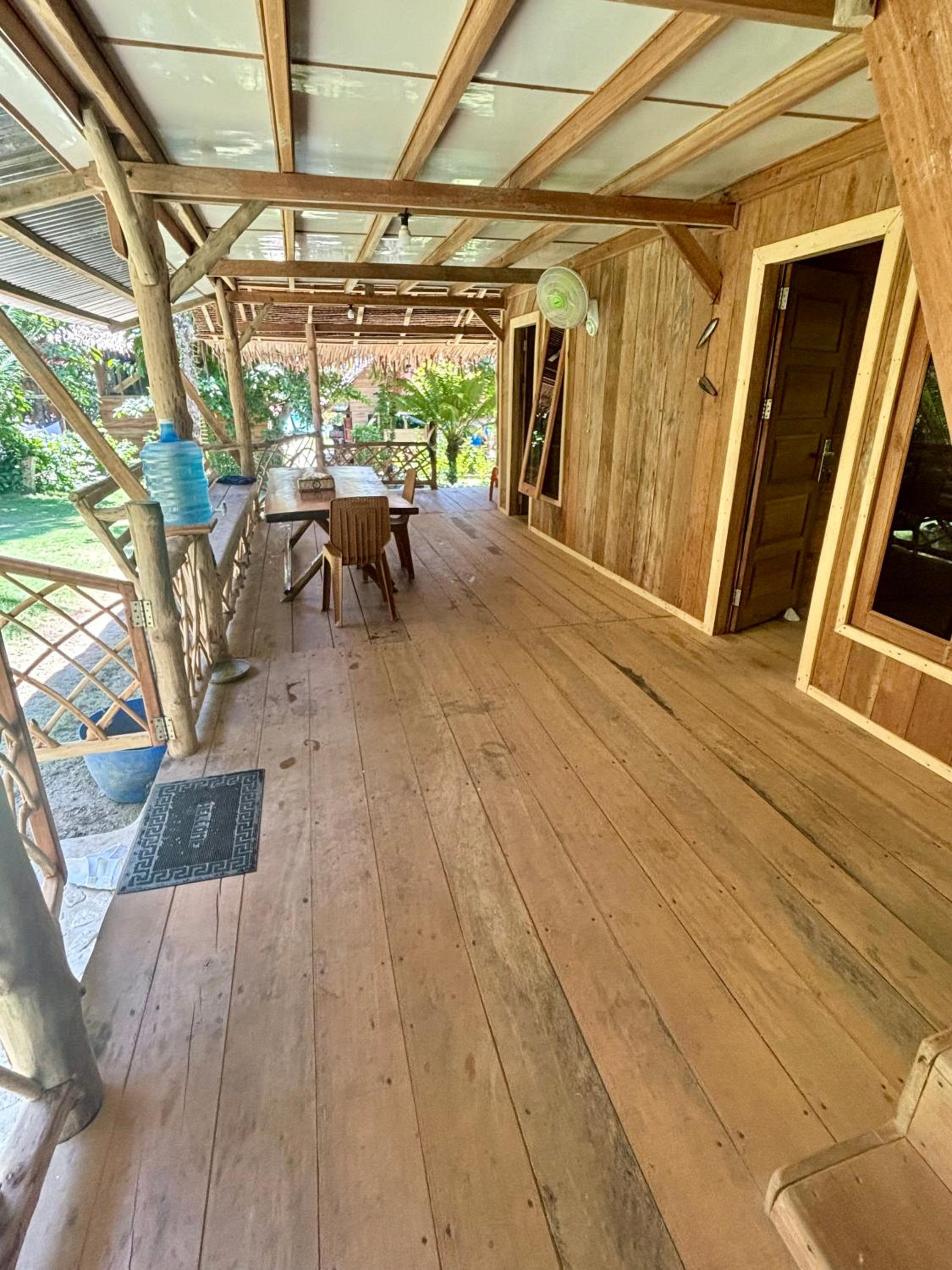Moile Moile Surfcamp