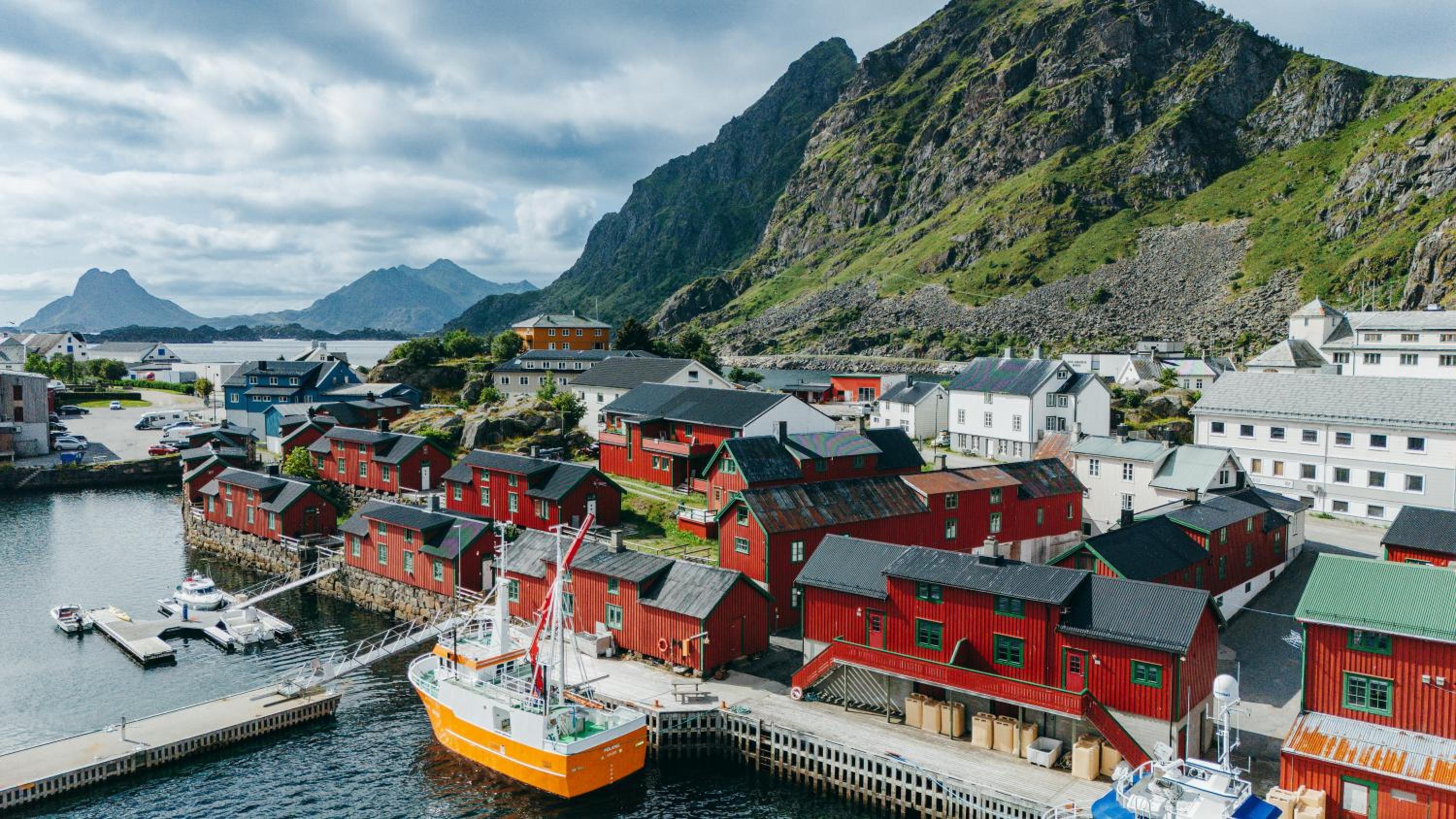 Live Lofoten Fishermen's Cabins