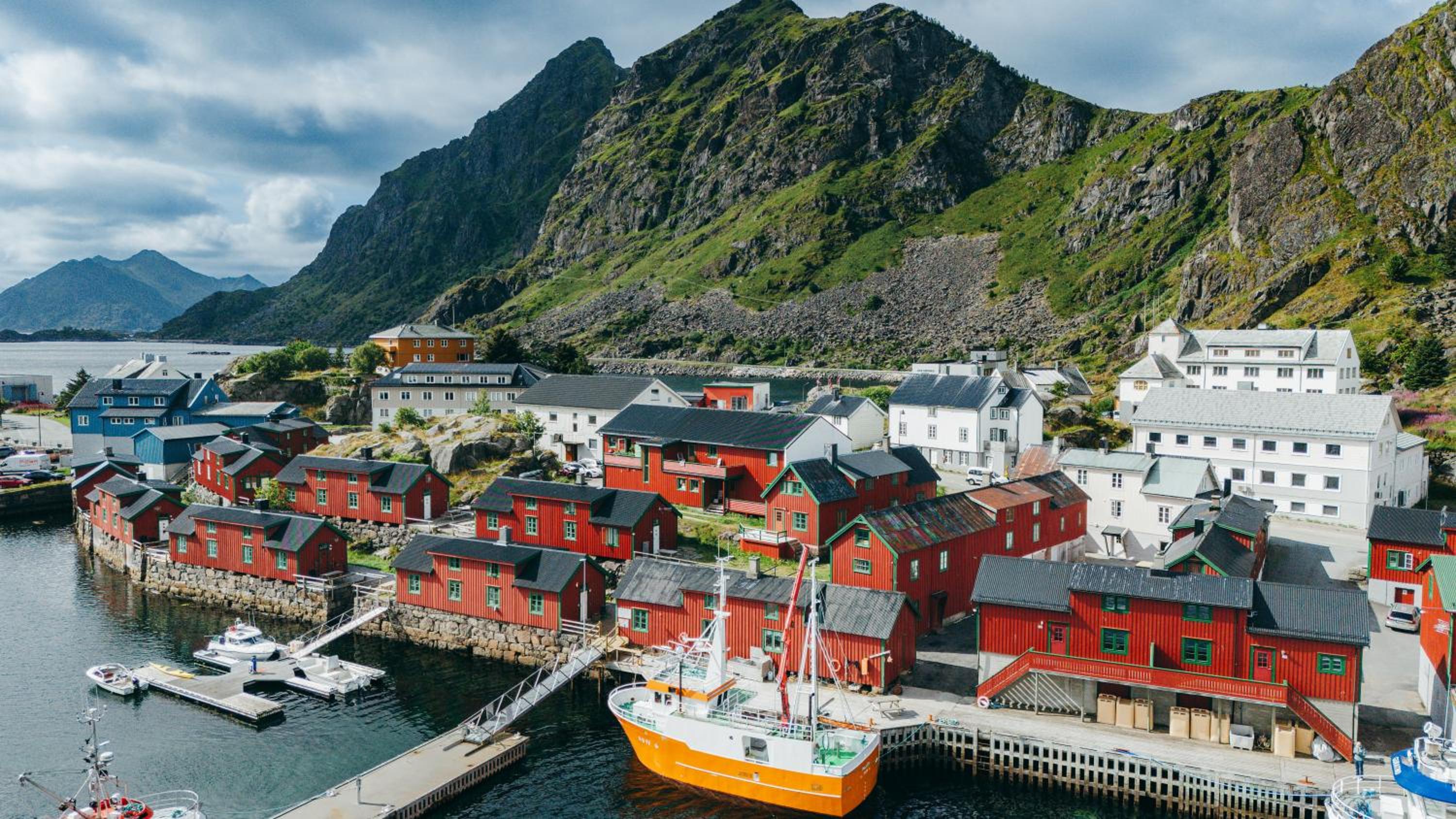 Live Lofoten Fishermen's Cabins