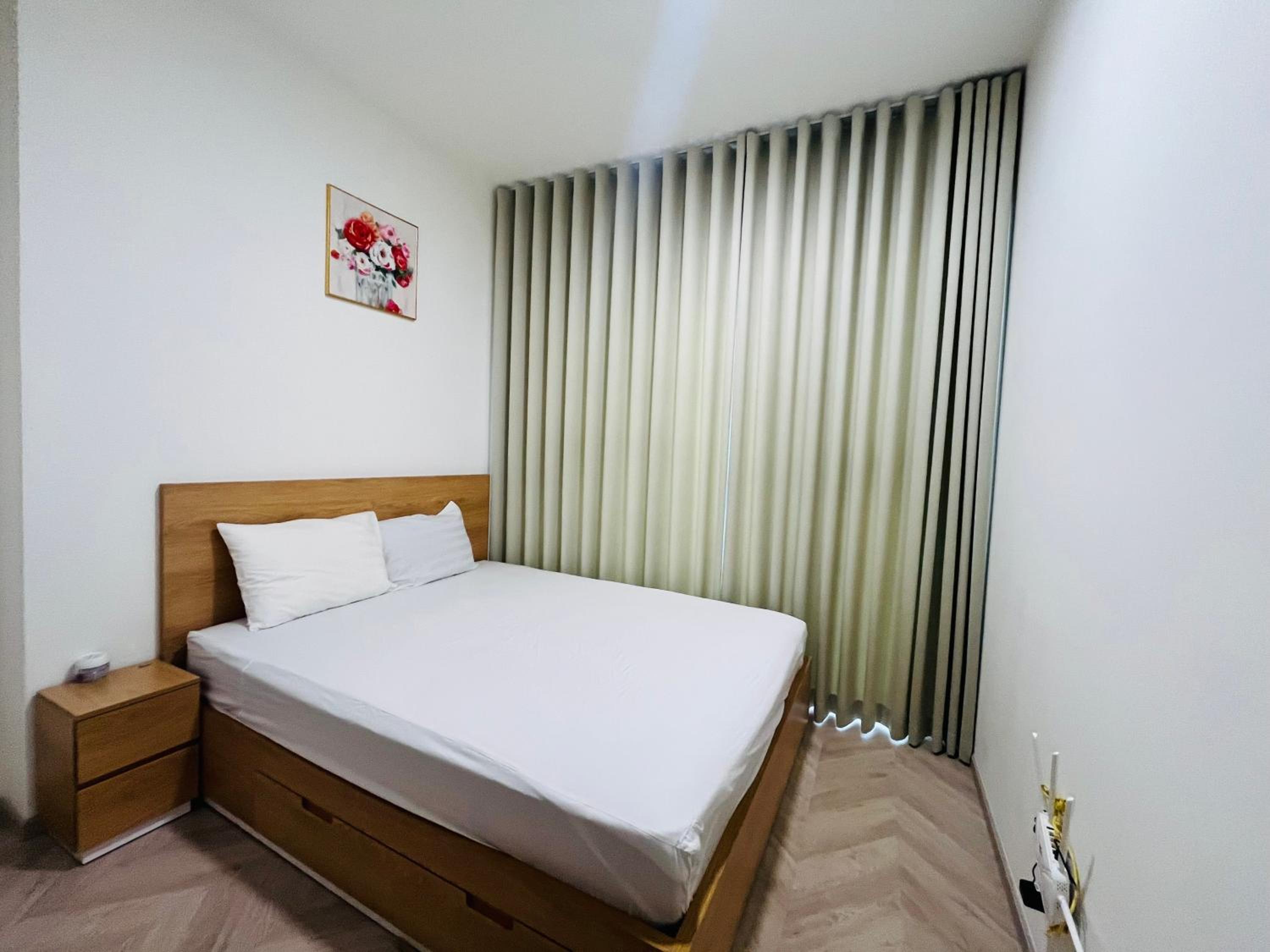 May Homes - 1PN MCP Masterise Centre Point view 2