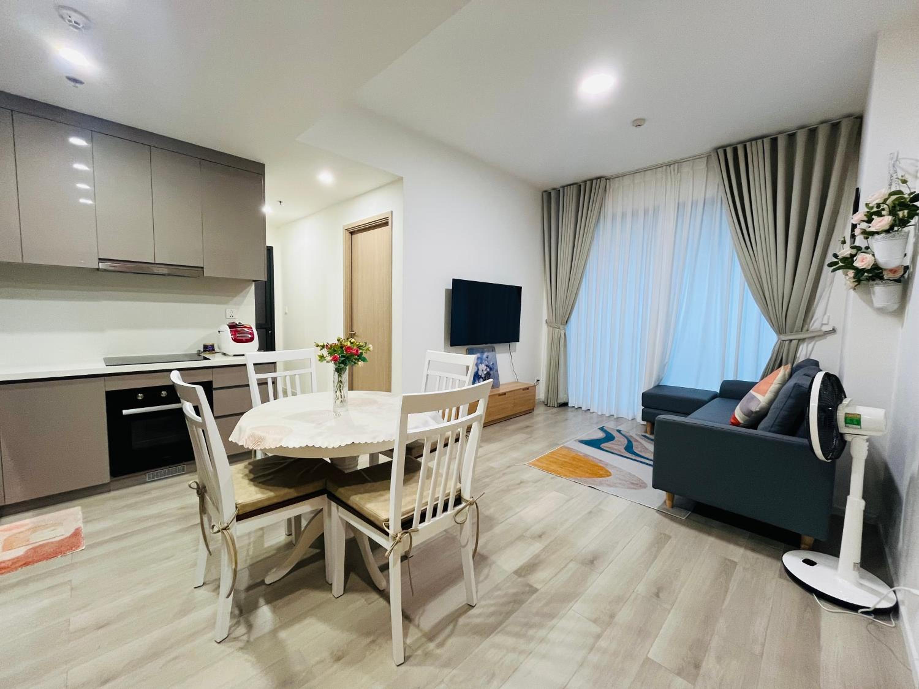 May Homes - 1PN MCP Masterise Centre Point view 5