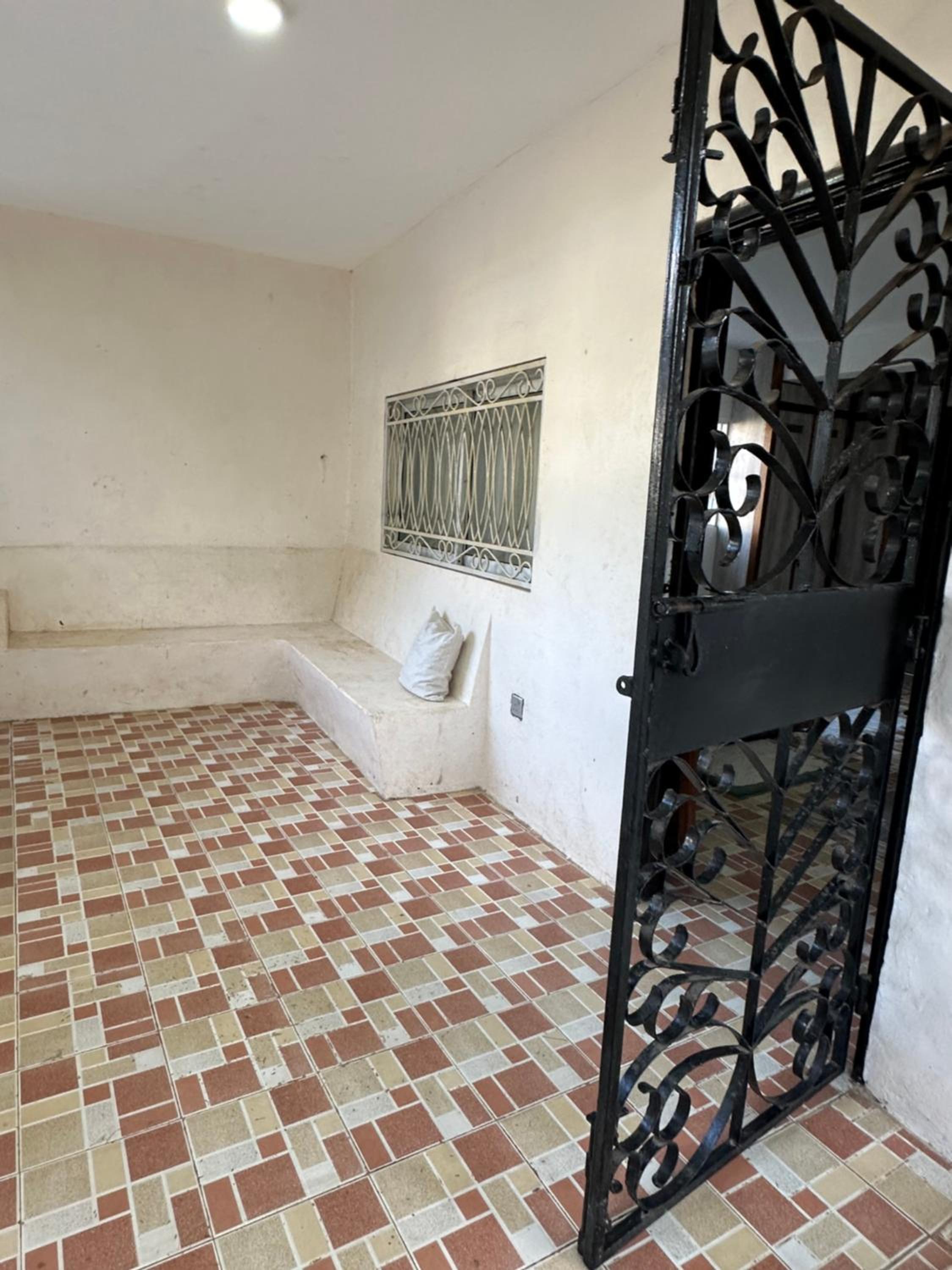 Round house studio apartment Shanzu serena view 5