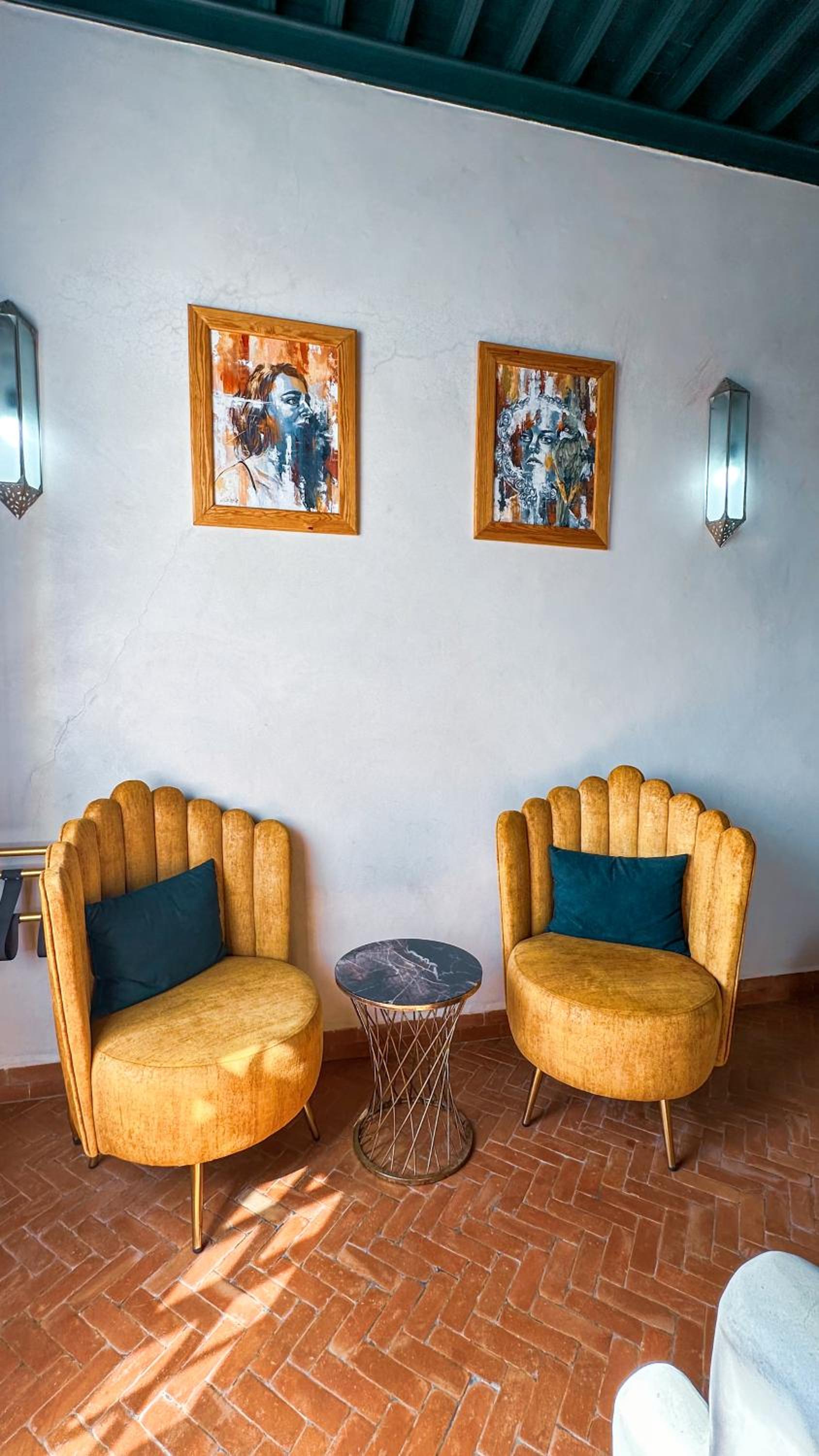 lounge