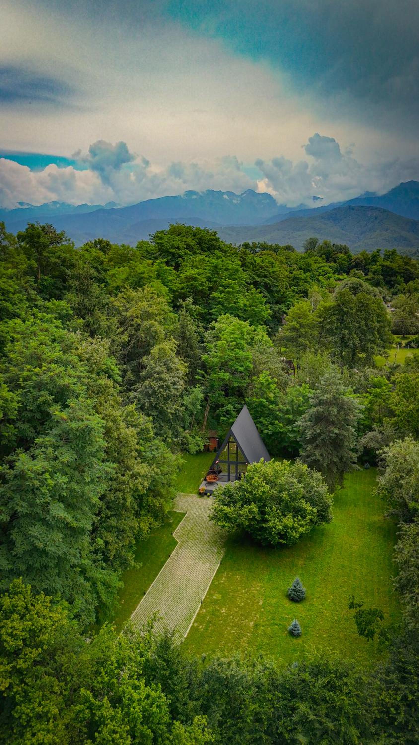 Aret House