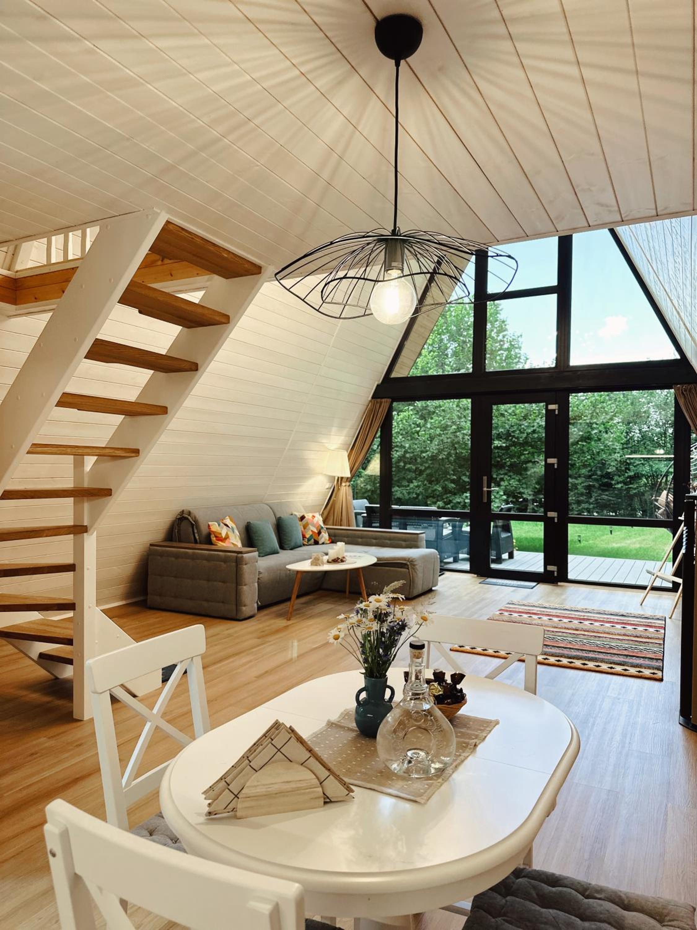 Aret House