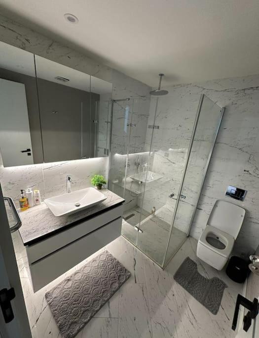 Stylish apt in heart of Şişli Floor 40