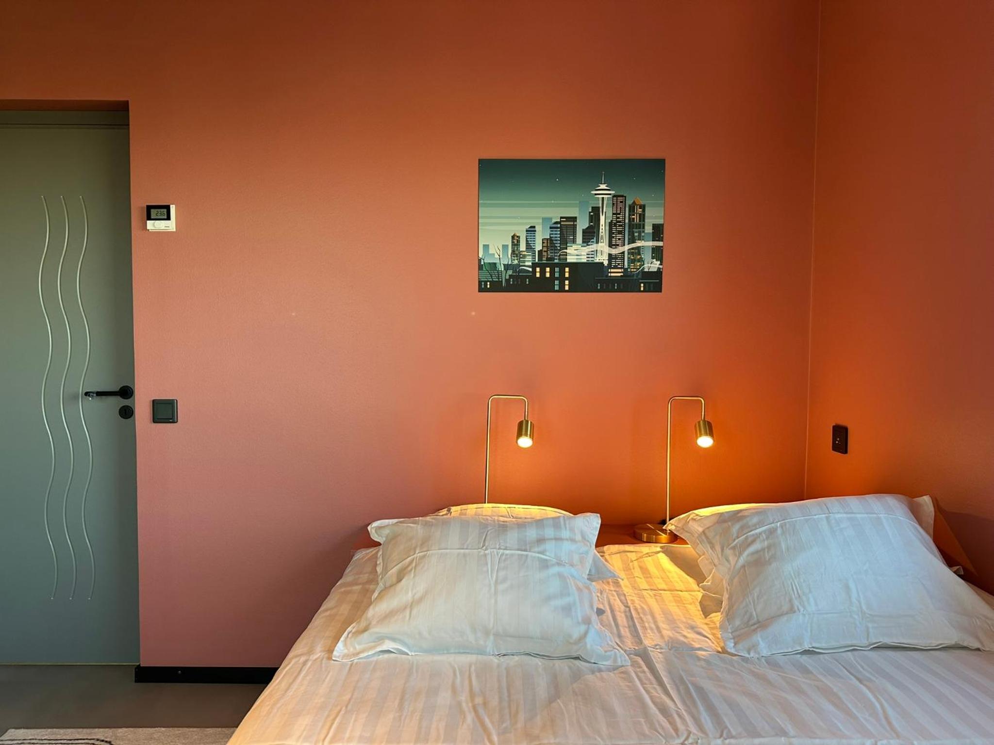 Top of the Lake - two bedrooms, free parking view 5