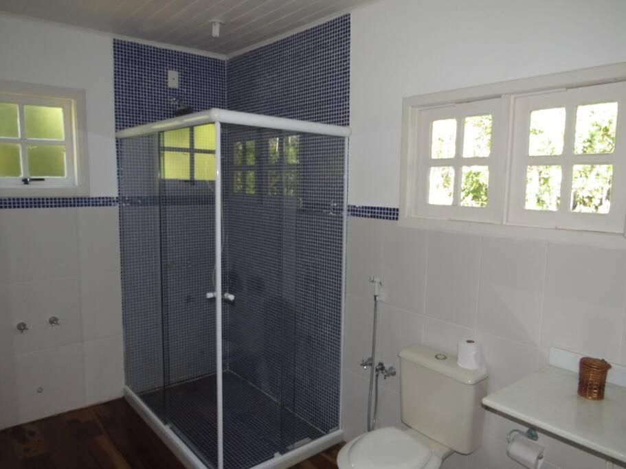 Linda casa em Mury,com riacho e lareira
