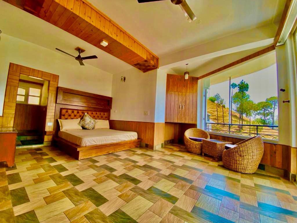 Wisteria Winds Villa
