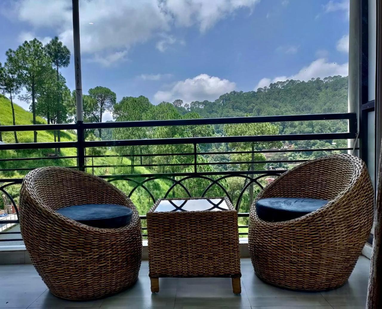 Wisteria Winds Villa