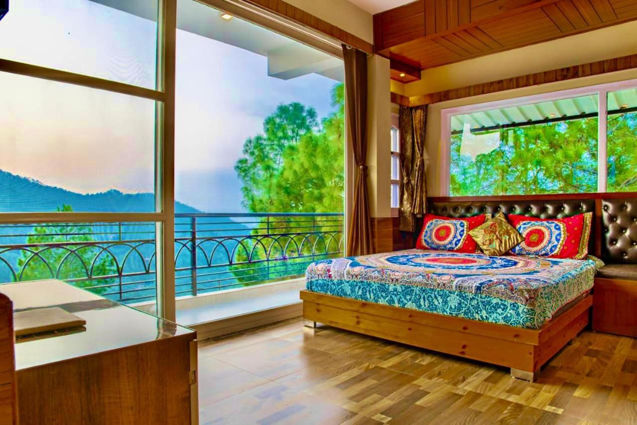 Wisteria Winds Villa