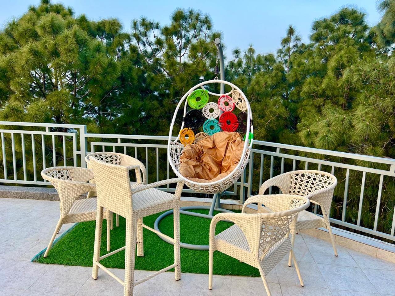 Wisteria Winds Villa