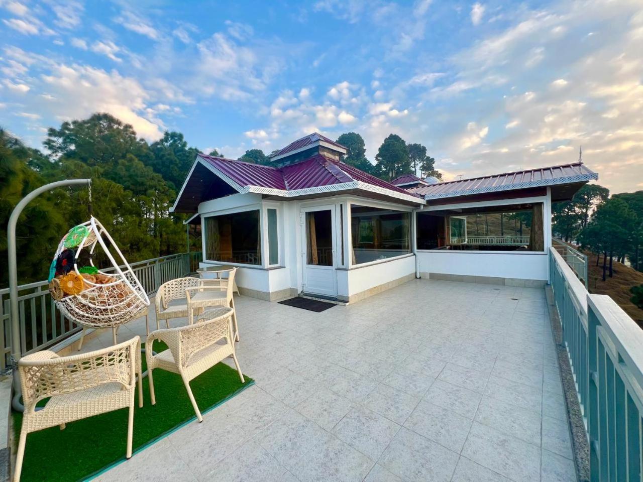 Wisteria Winds Villa