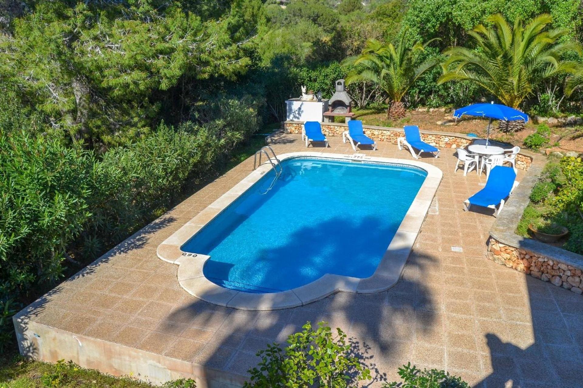 Moderne, frische Familienvilla Allondra
