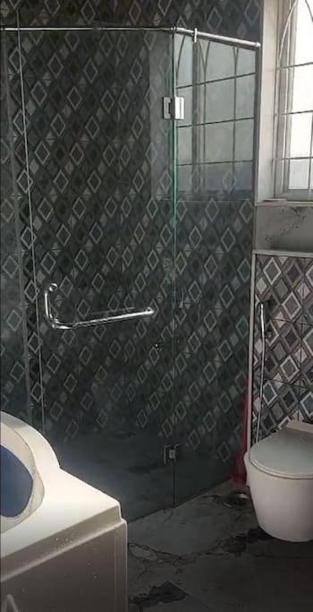Suite Spot - Private - Two Bedroom Apartment close to Airport and City