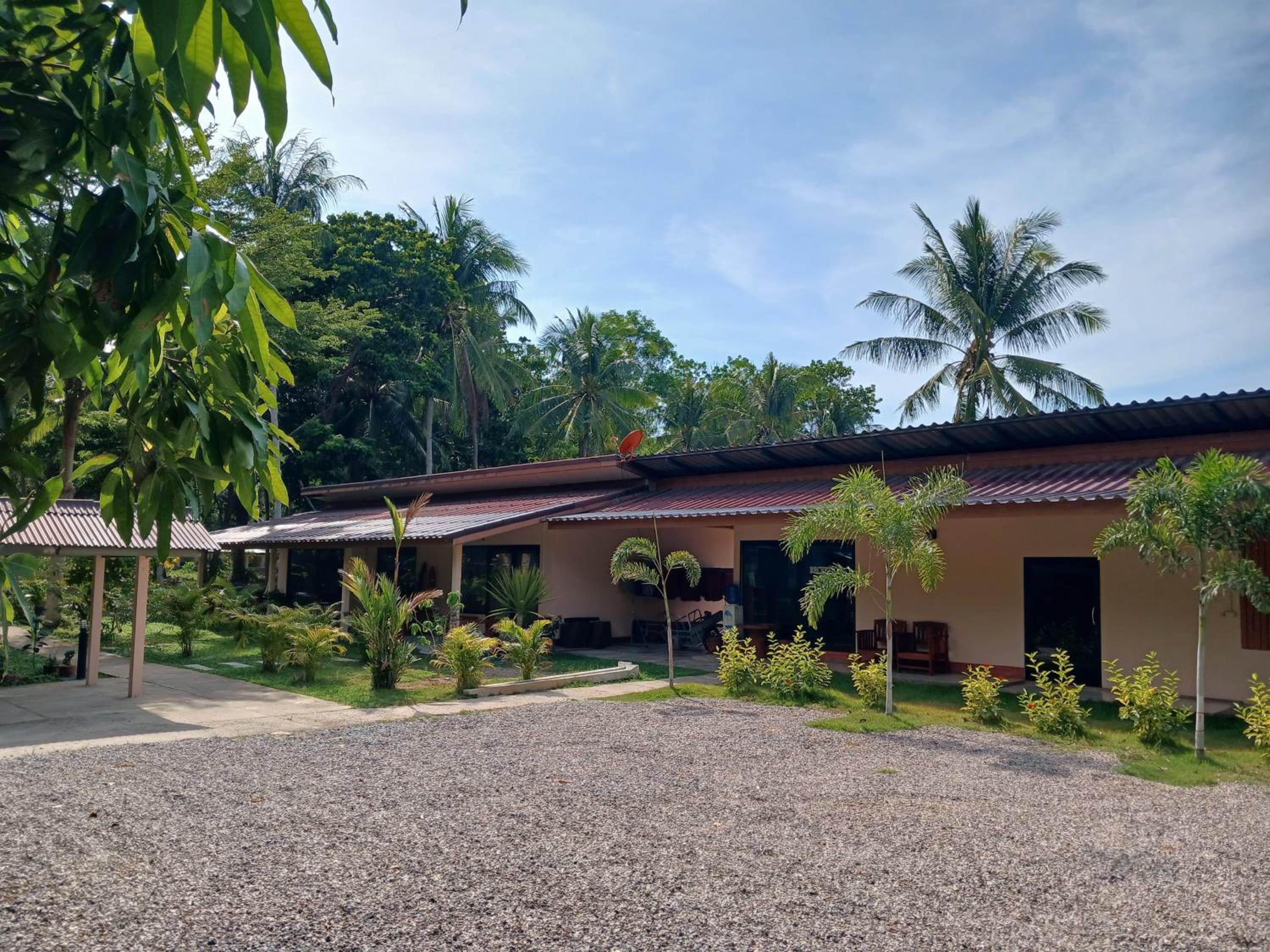 Baan Long Beach