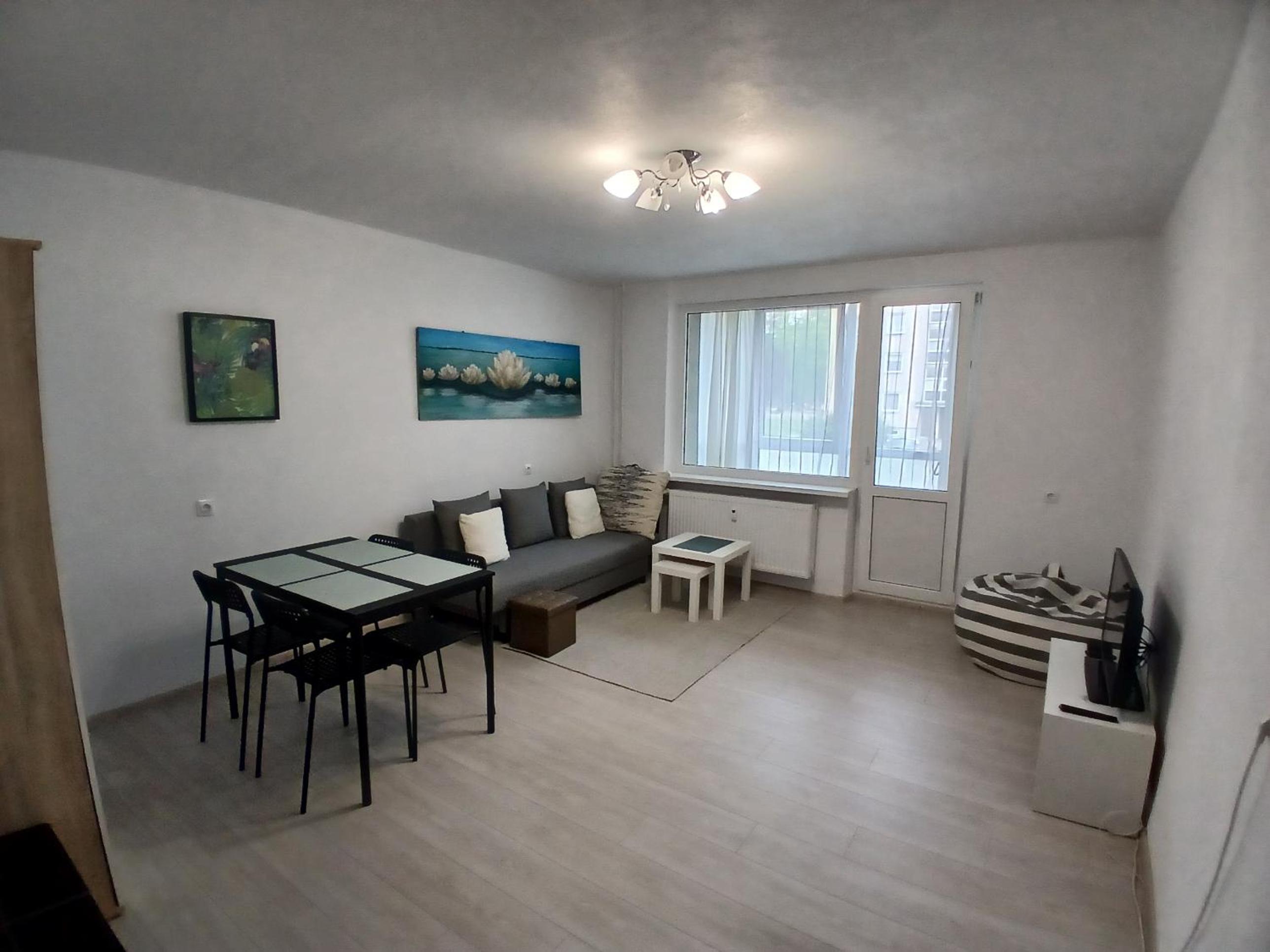 Spacious ground floor apartment Aurora view 2