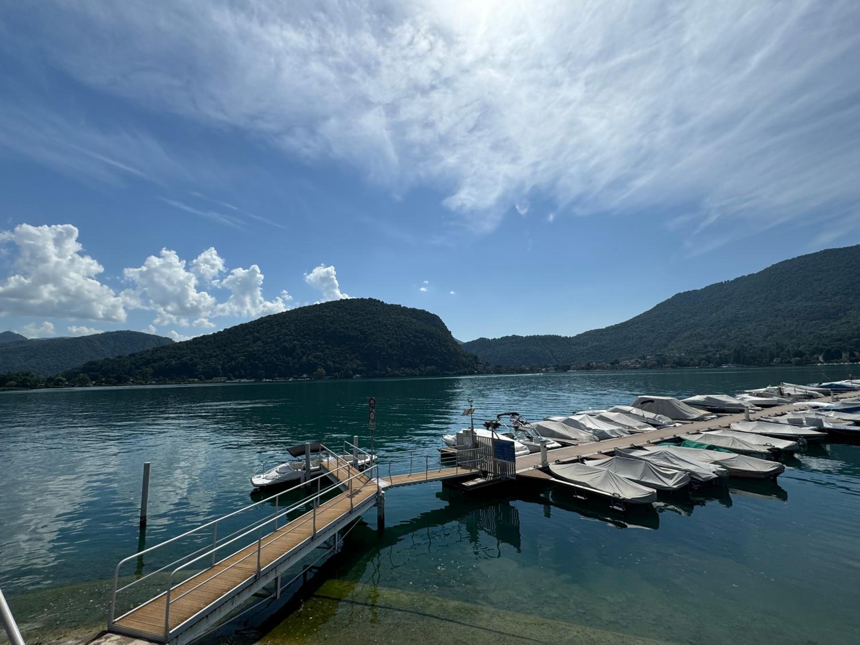 Neue Gartenwohnung mit Sicht auf den Luganersee