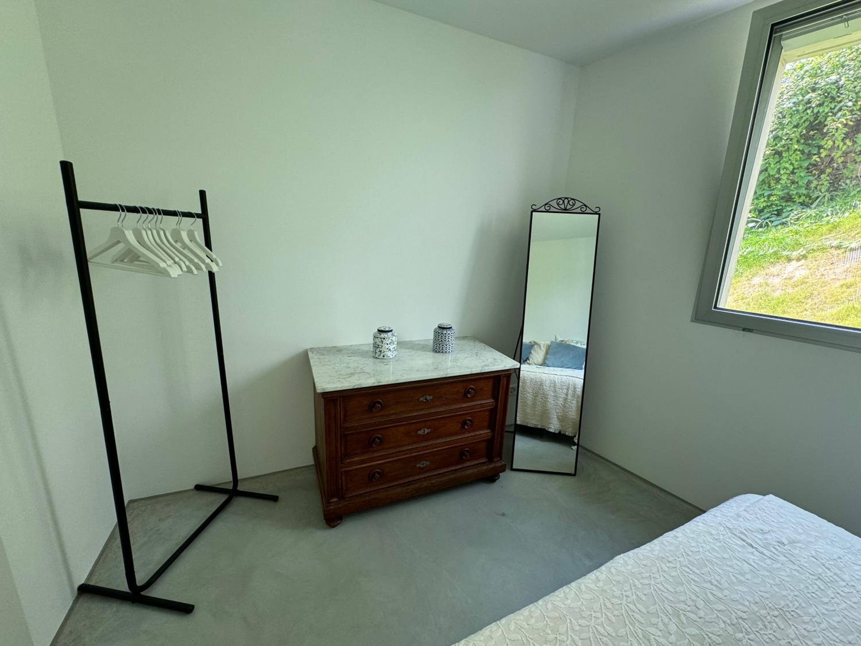 Neue Gartenwohnung mit Sicht auf den Luganersee