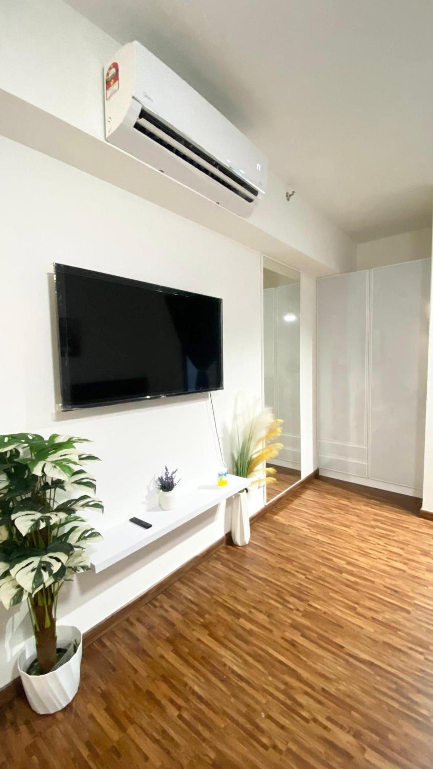 K Avenue DELUXE STUDIO 4-5PAX 5MIN TO KKIA photo 6