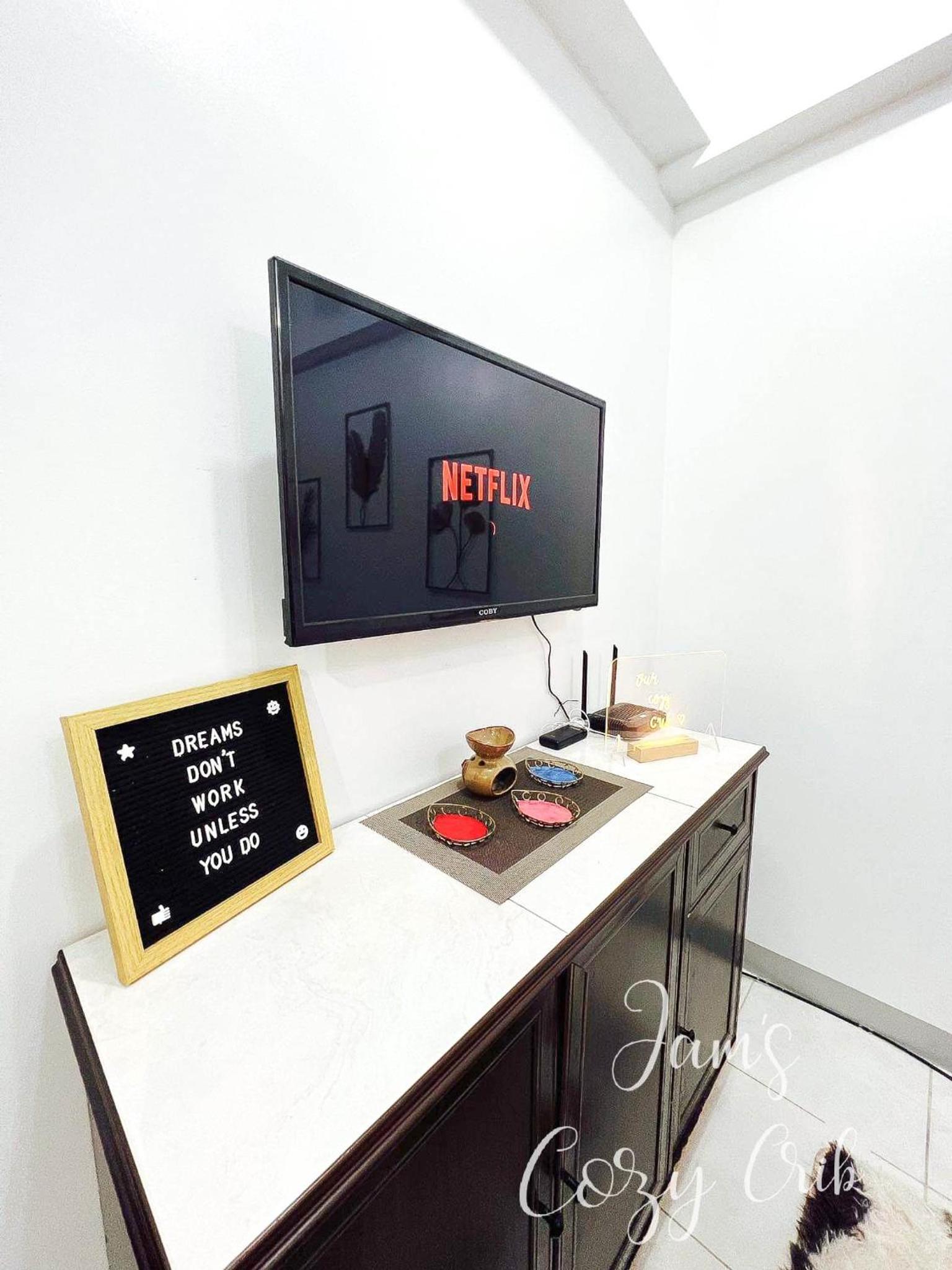 2BR Condo units in Mandaluyong with 200MBPS WiFi view 5