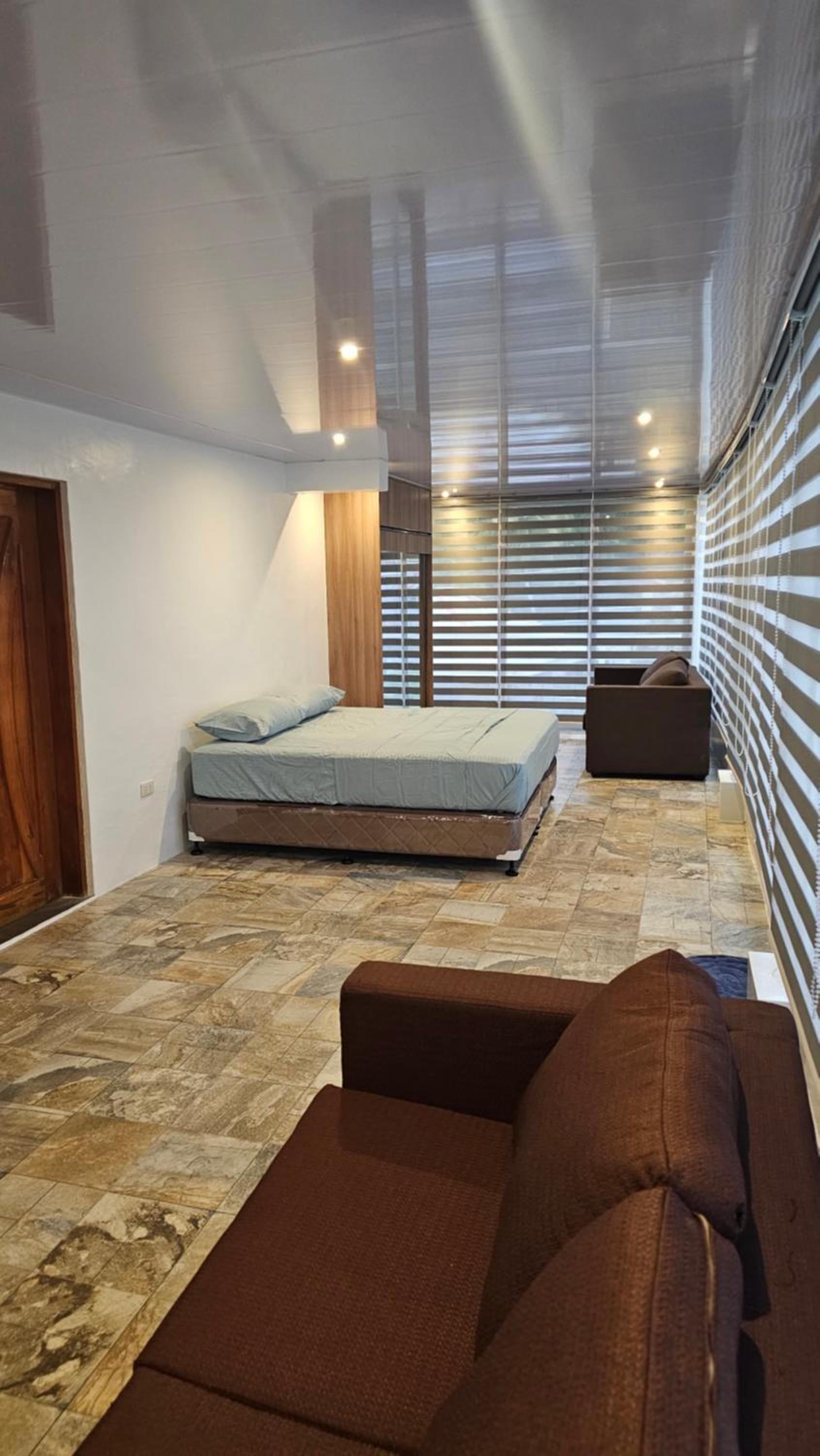 Lydia's House, Samal beach front apartments