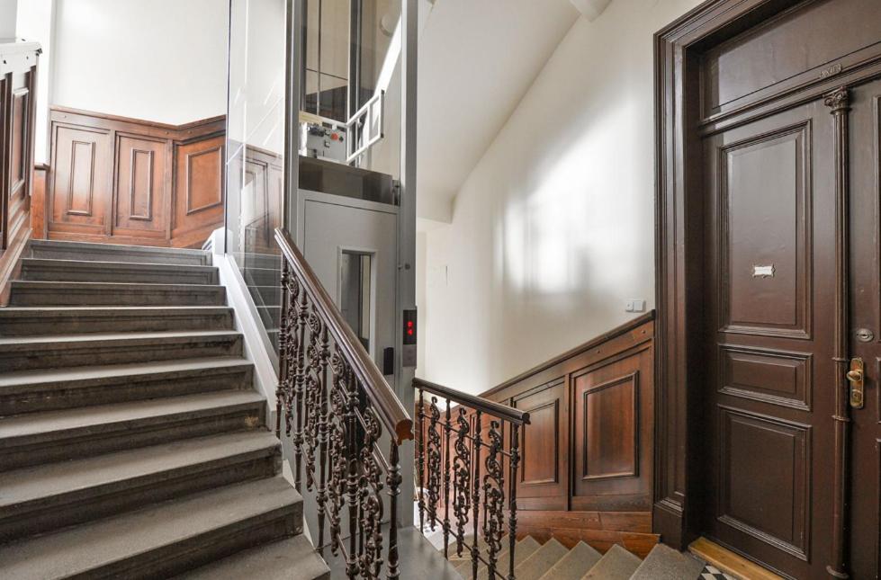Large and modern apartment in the heart of Prague