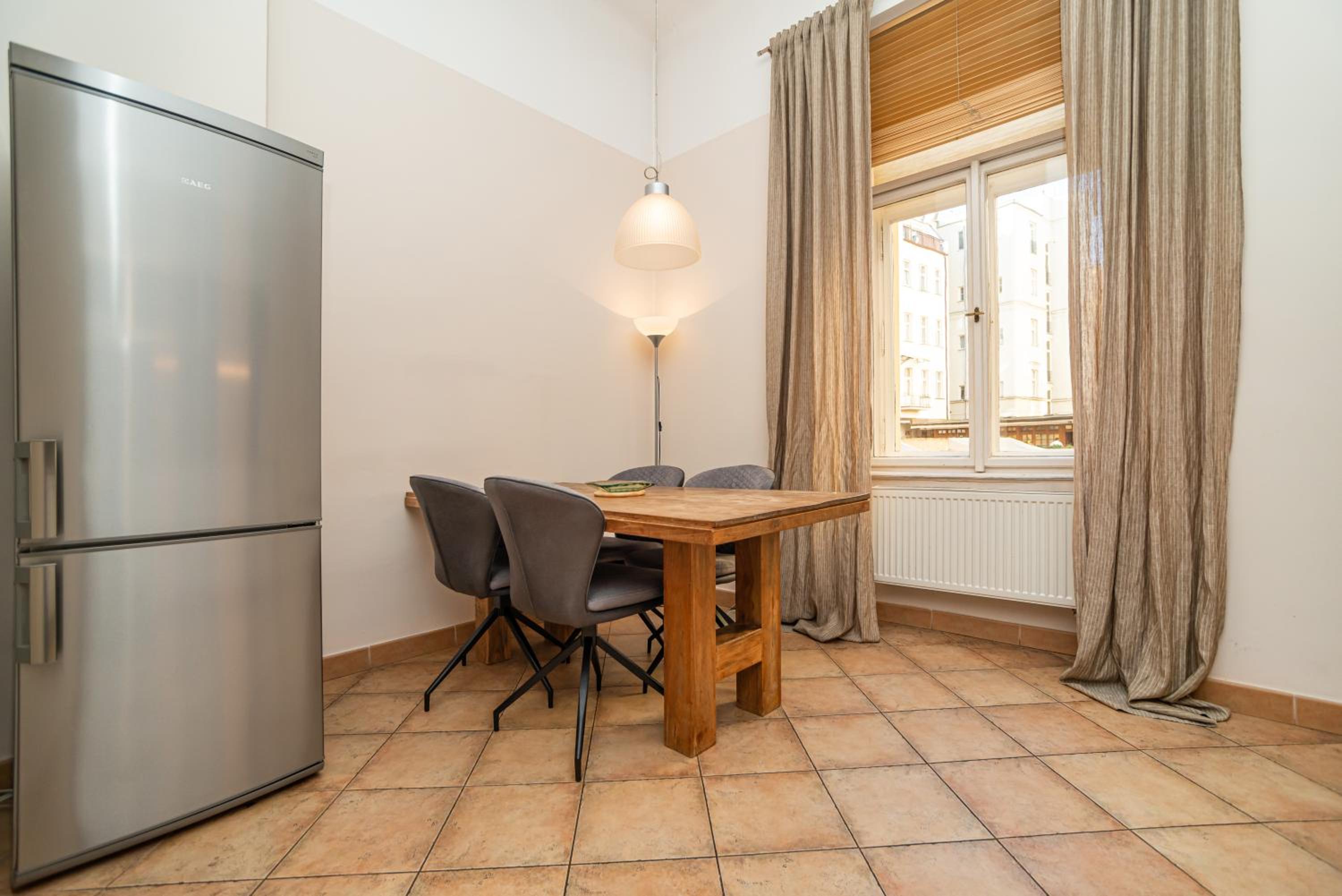 Large and modern apartment in the heart of Prague