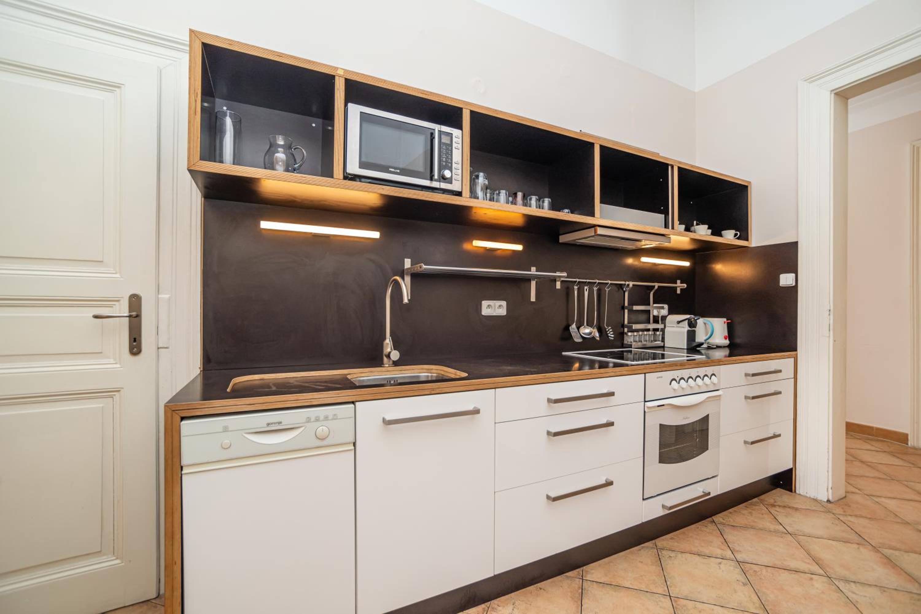 Large and modern apartment in the heart of Prague