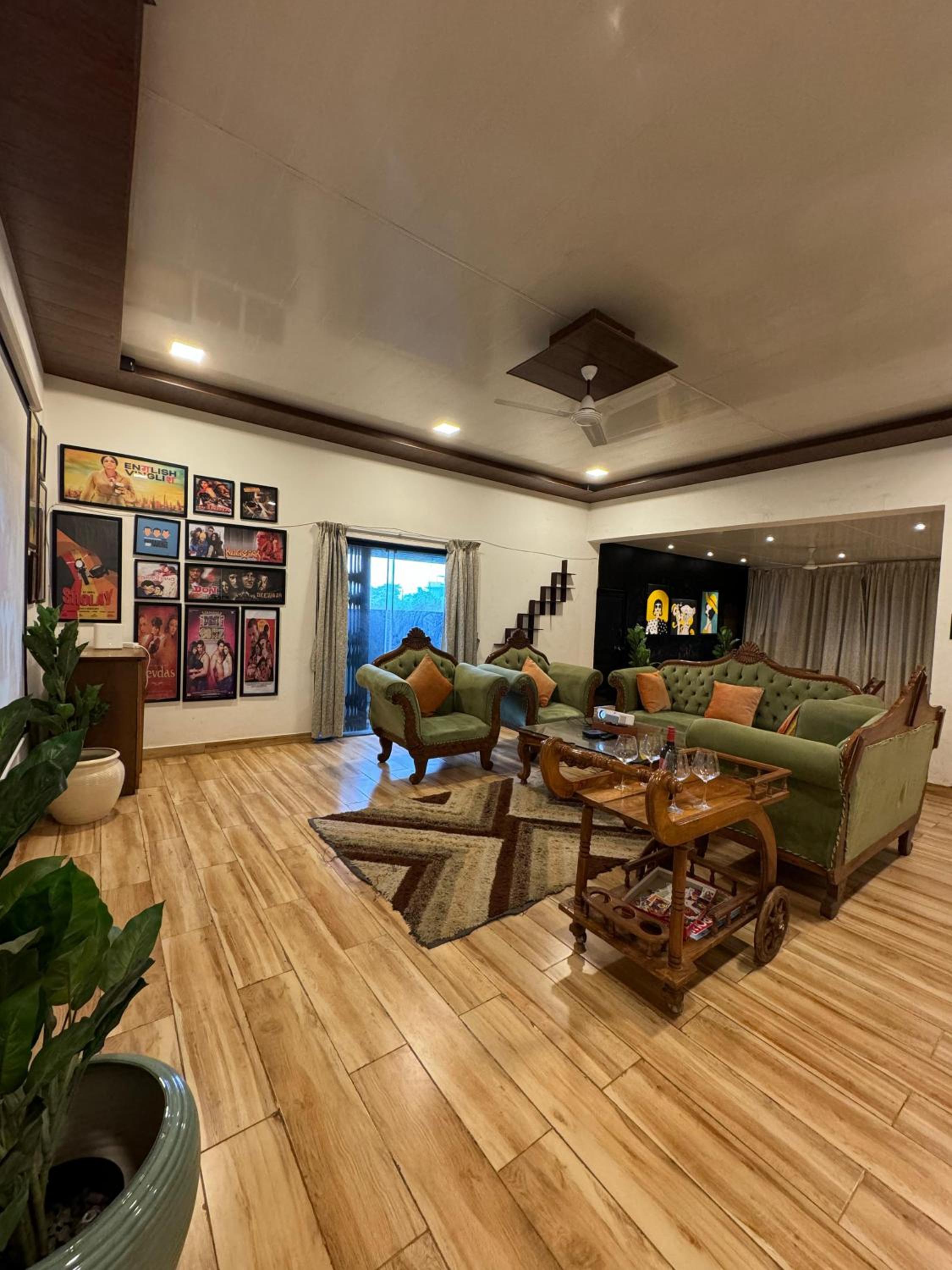 lounge