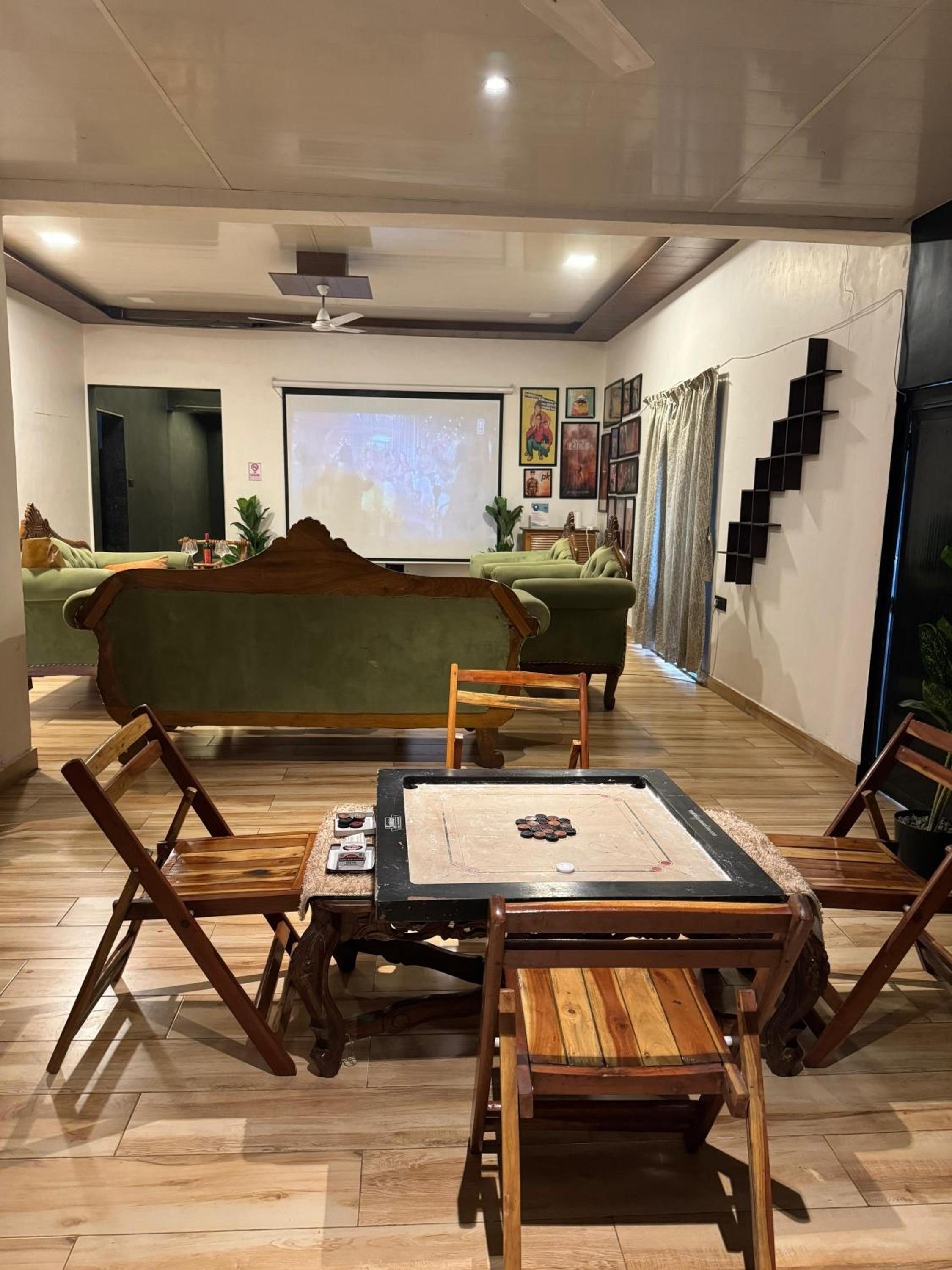 lounge